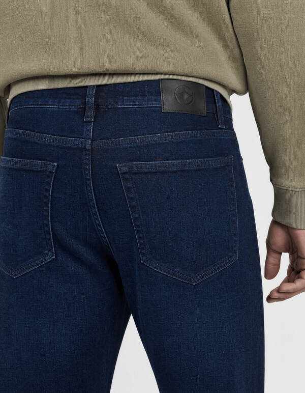 Comfort Straight Fit Jeans Dunkelblau L32 SHOEBY MEN