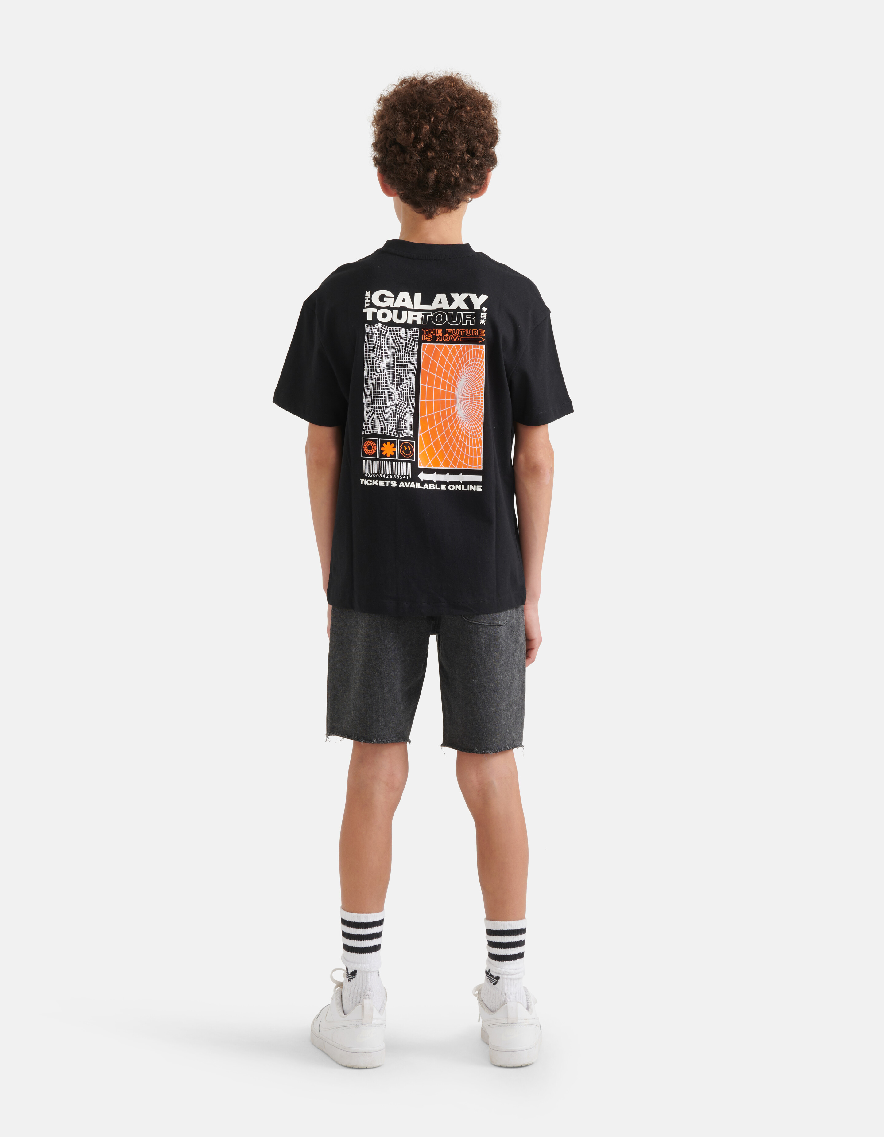 Grafisches Artwork T-Shirt Schwarz SHOEBY BOYS