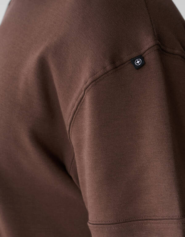 Minimalistisches T-Shirt in Dunkelbraun SHOEBY MEN