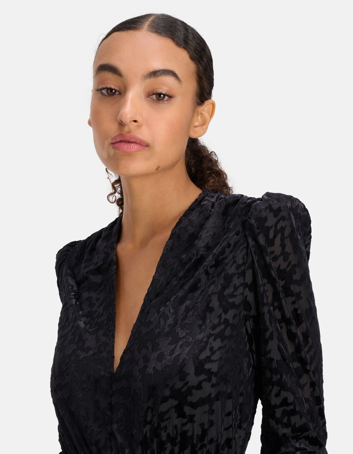 Samt-Print-Kleid Schwarz SHOEBY WOMEN