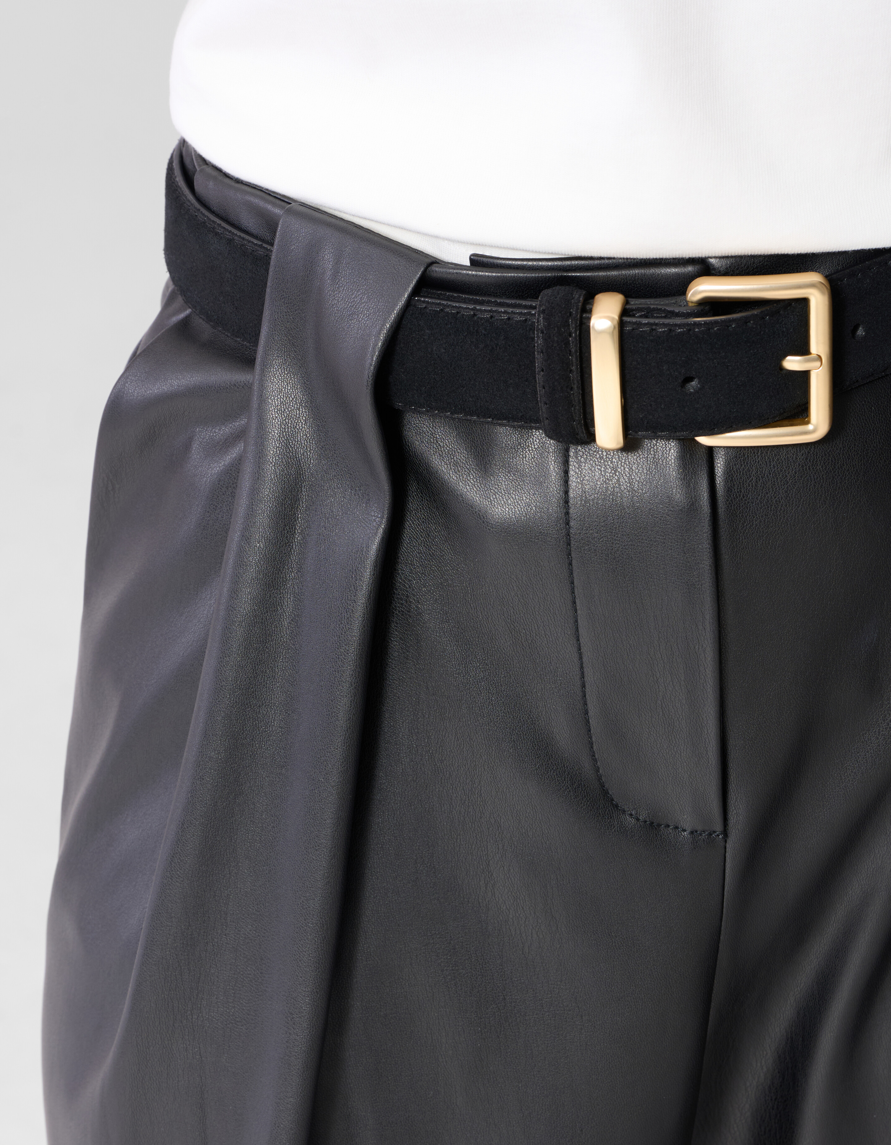 Vegane Leder Barrel-Fit-Hose Schwarz By Lonneke SHOEBY WOMEN