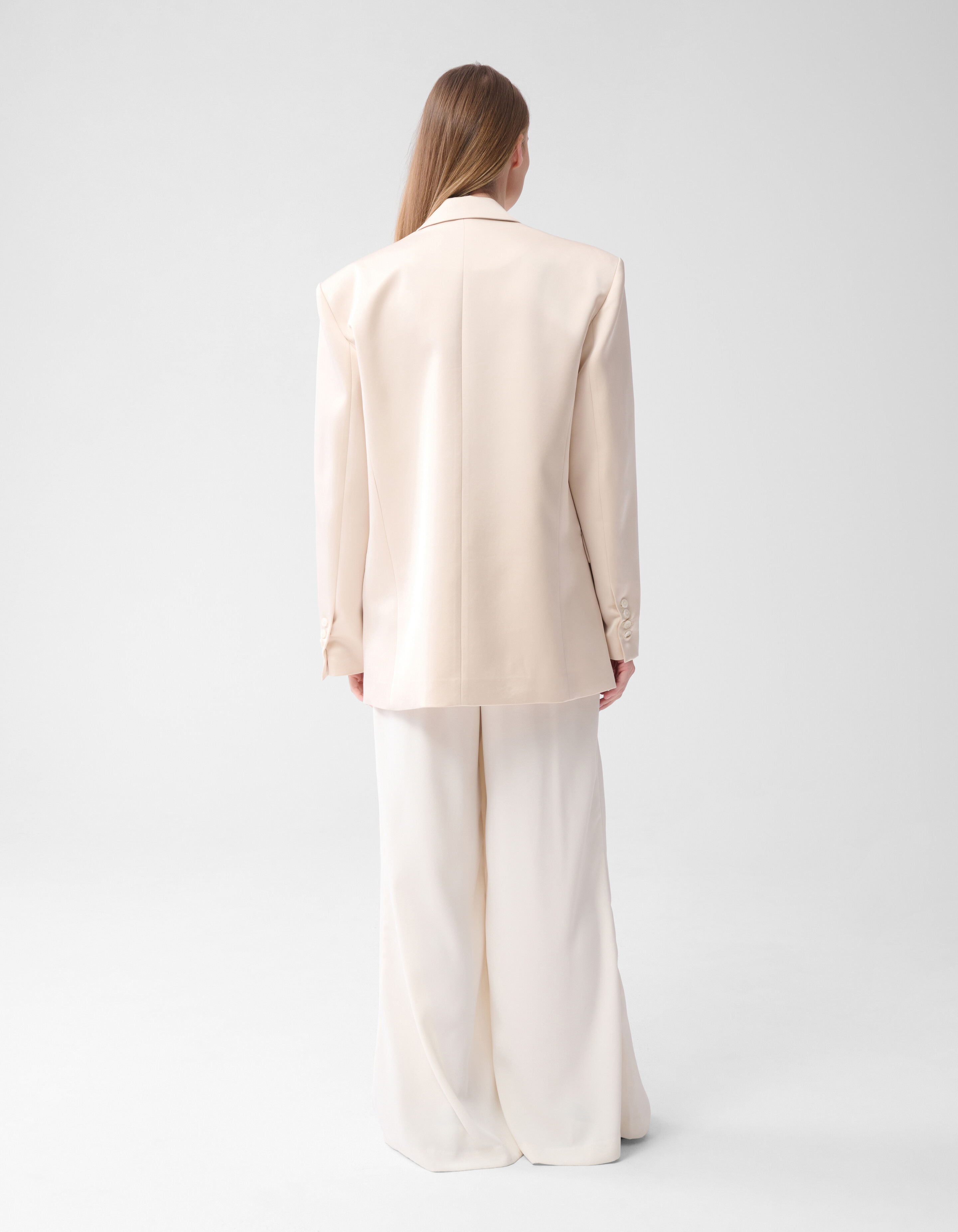 Satin Oversized Blazer Off White von Lonneke SHOEBY WOMEN