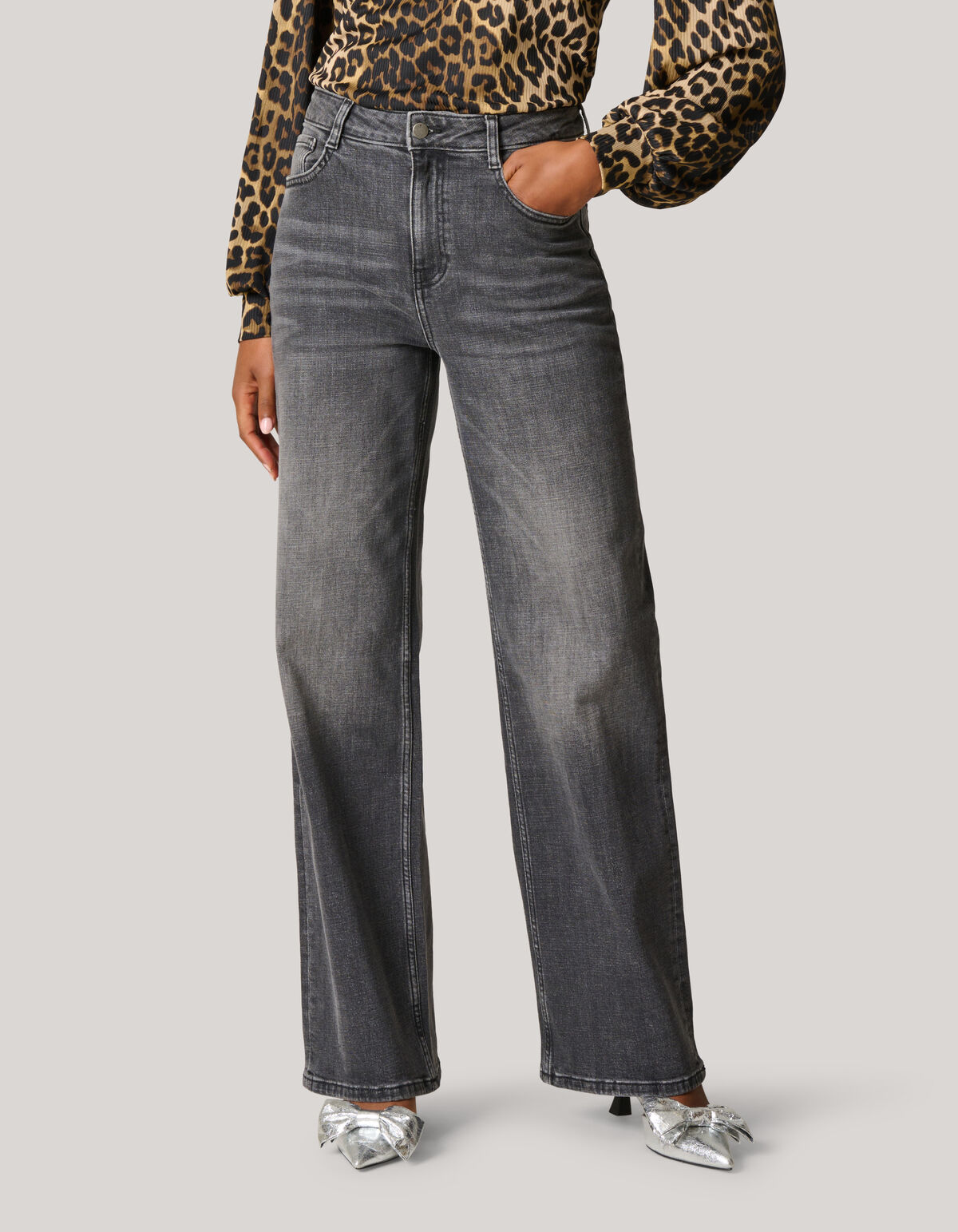 Weit geschnittene Jeans Donkergrijs SHOEBY WOMEN