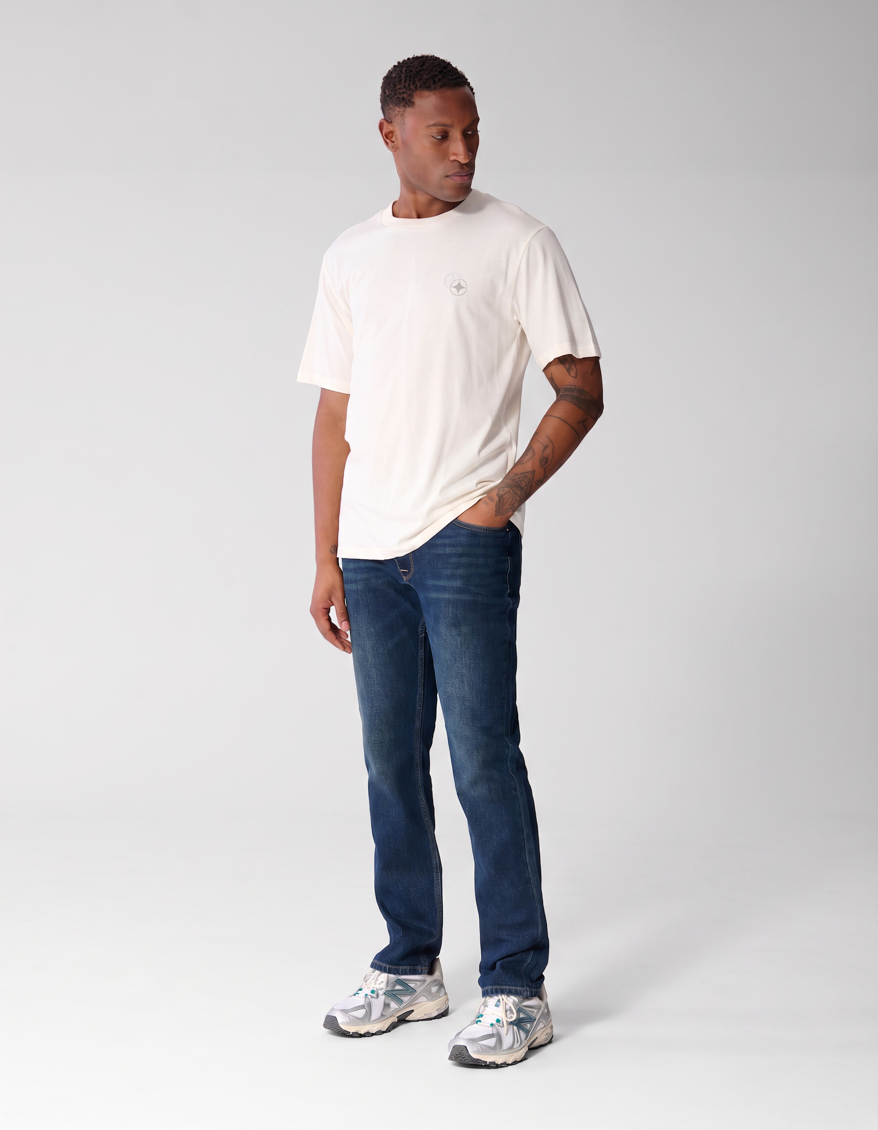 Slim Straight Fit Jeans Dunkelblau L32 SHOEBY MEN
