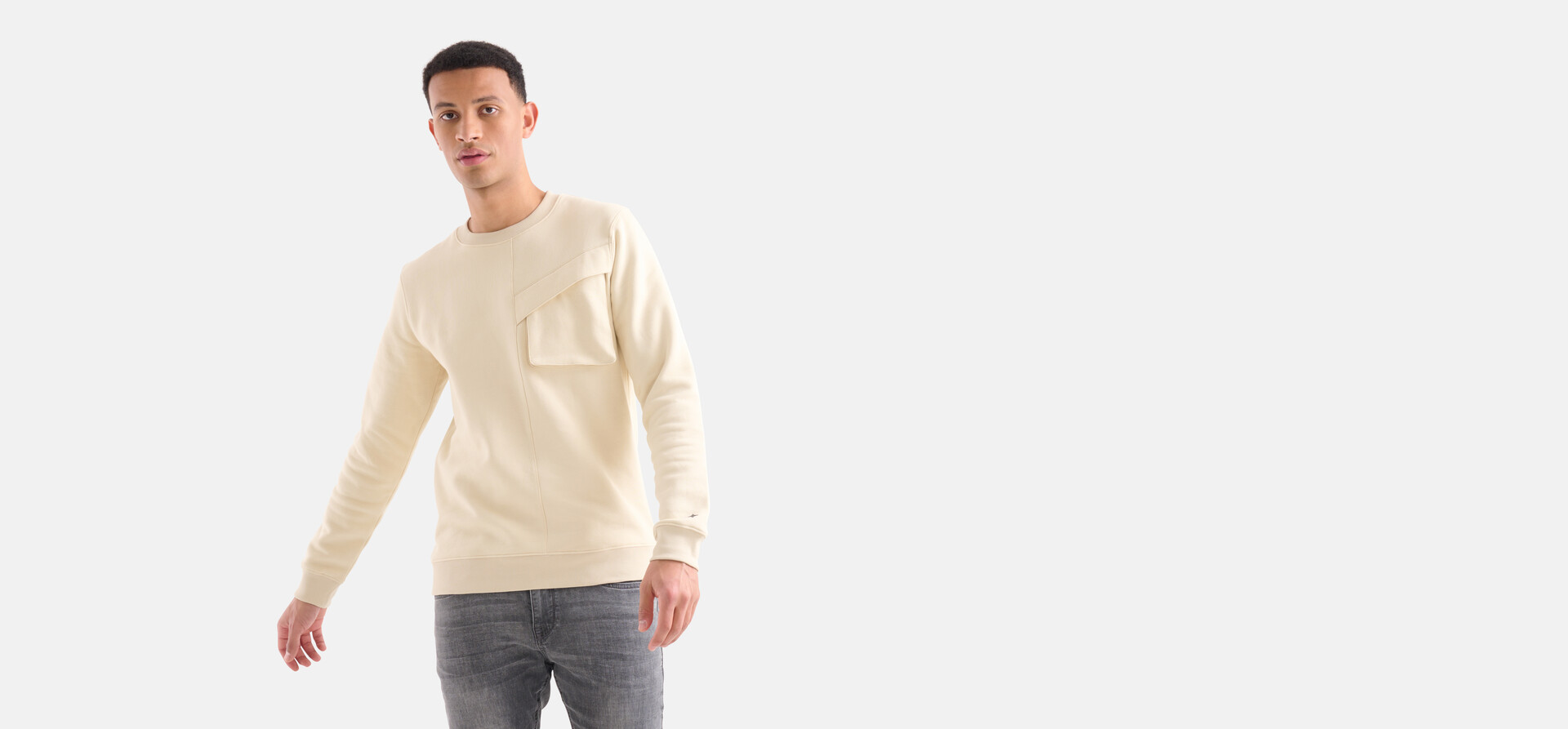 Cargo Crew Pullover Beige SHOEBY MEN