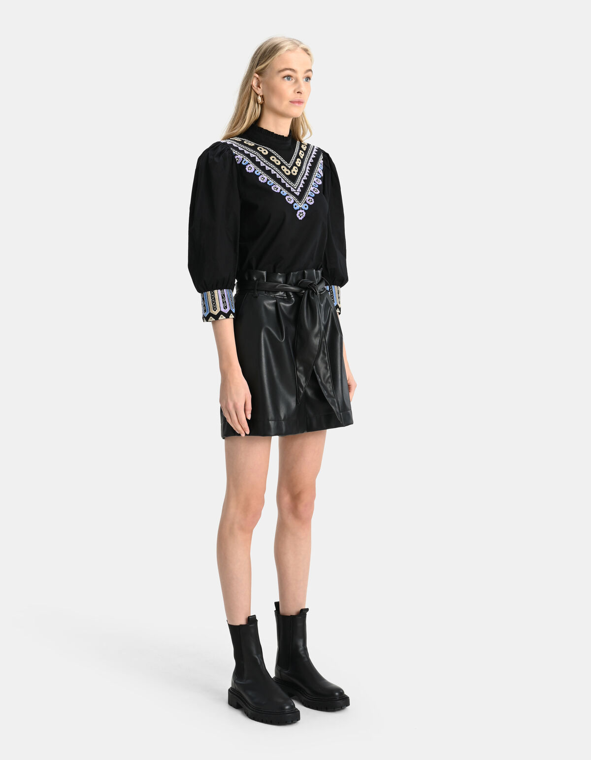 Top mit Voile-Stickerei SHOEBY WOMEN