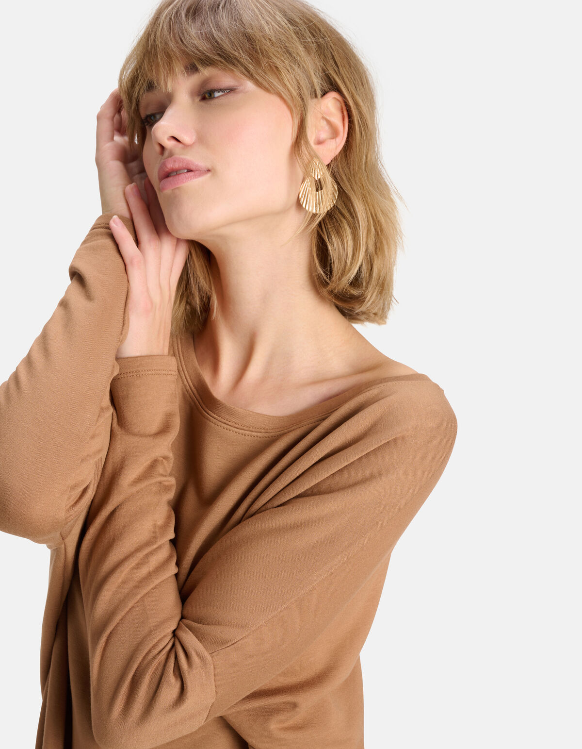 Basic Oversized Top Hellbraun SHOEBY WOMEN