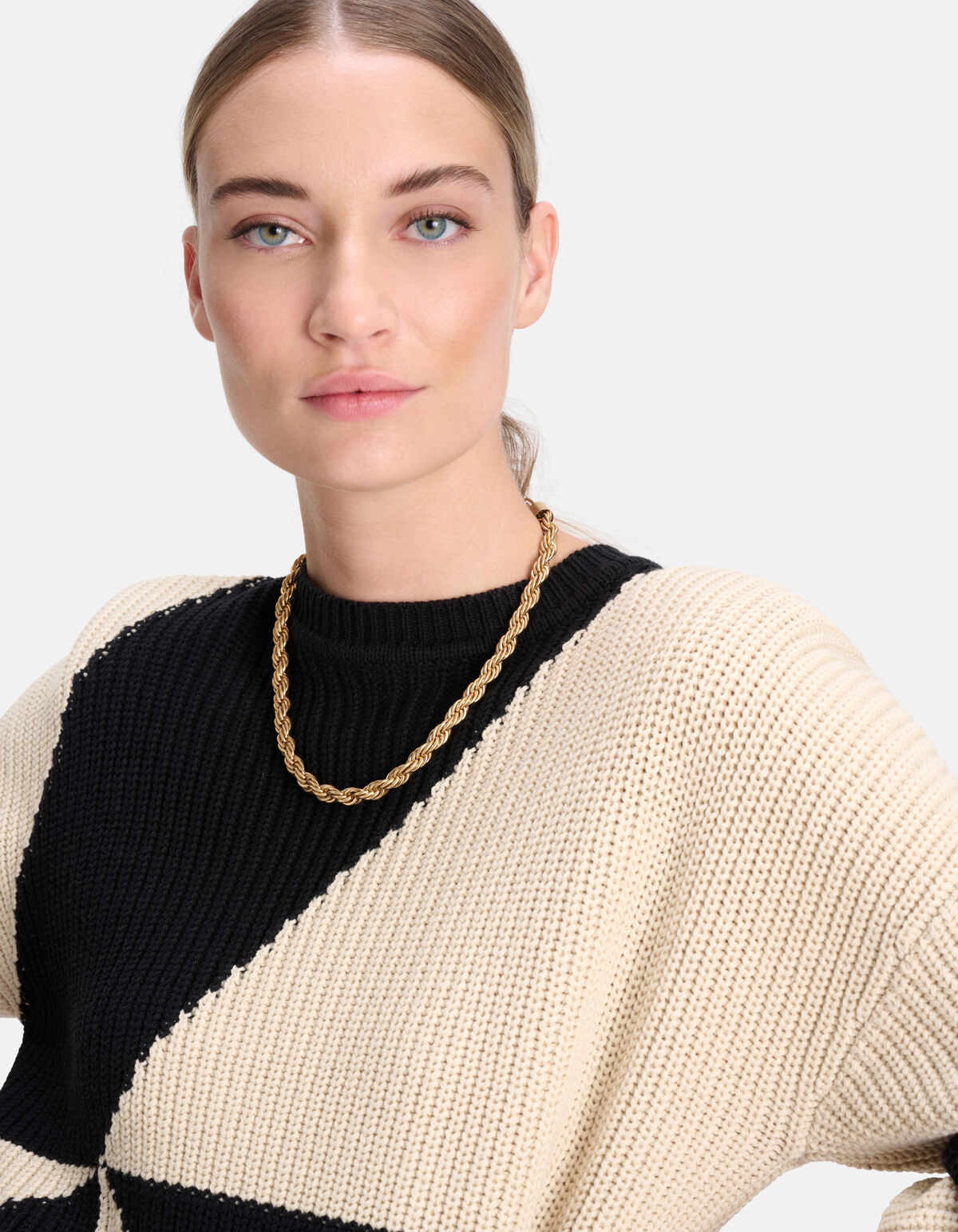 Pullover mit Colourblock By Mieke SHOEBY WOMEN