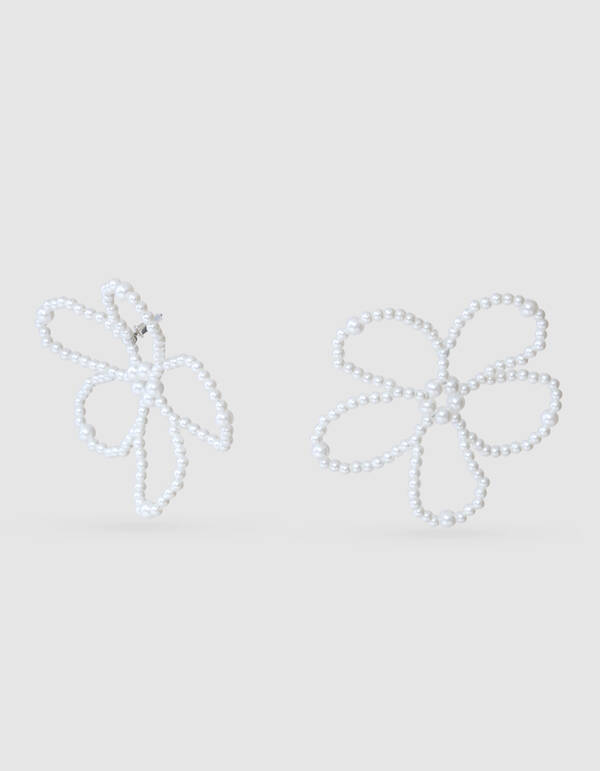 Große Blumen Ohrringe Gebrochen Weiß SHOEBY ACCESSOIRES