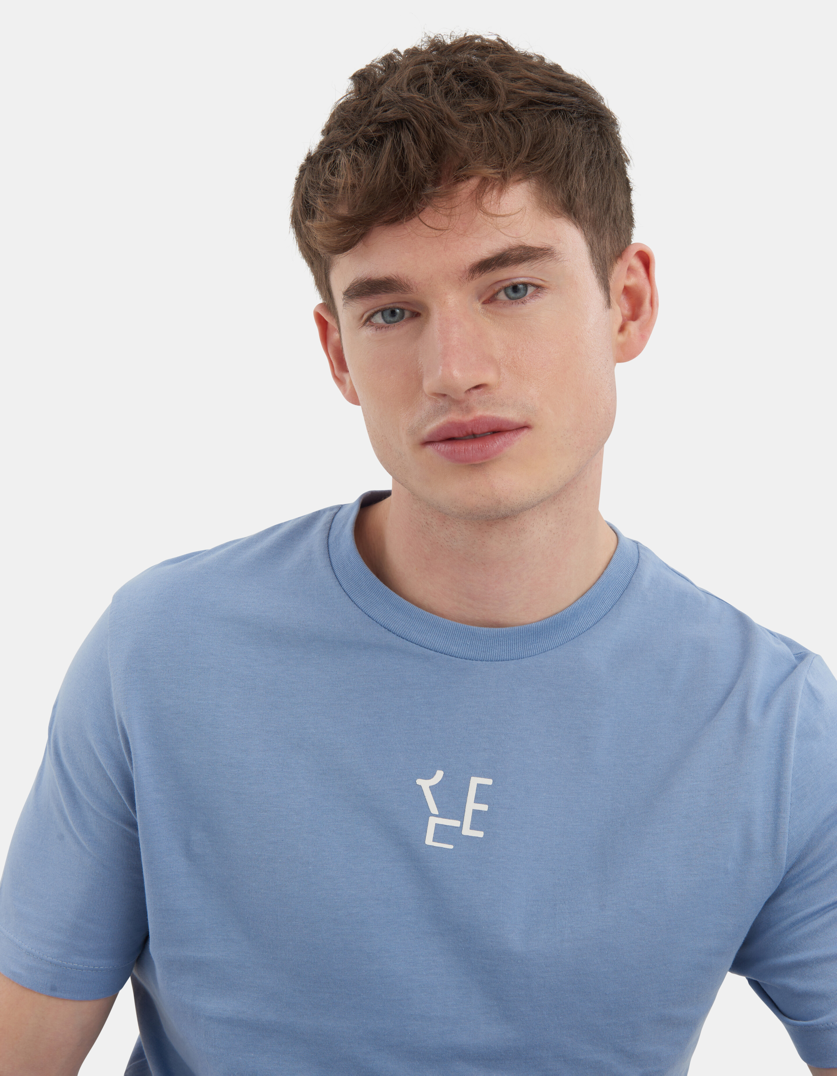 T-Shirt mit kleinem Aufdruck REFILL