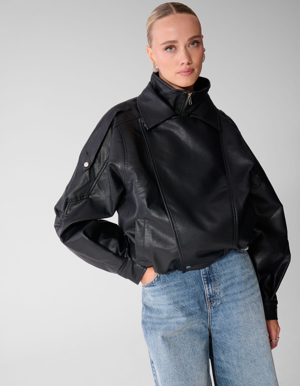 Faux Leather Funnel Neck Jacke Schwarz SHOEBY WOMEN