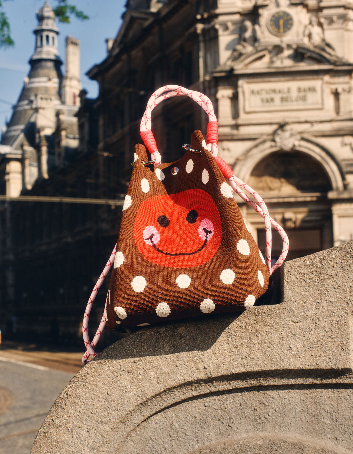 Gestrickte Tasche mit Punkten braun SHOEBY ACCESSOIRES