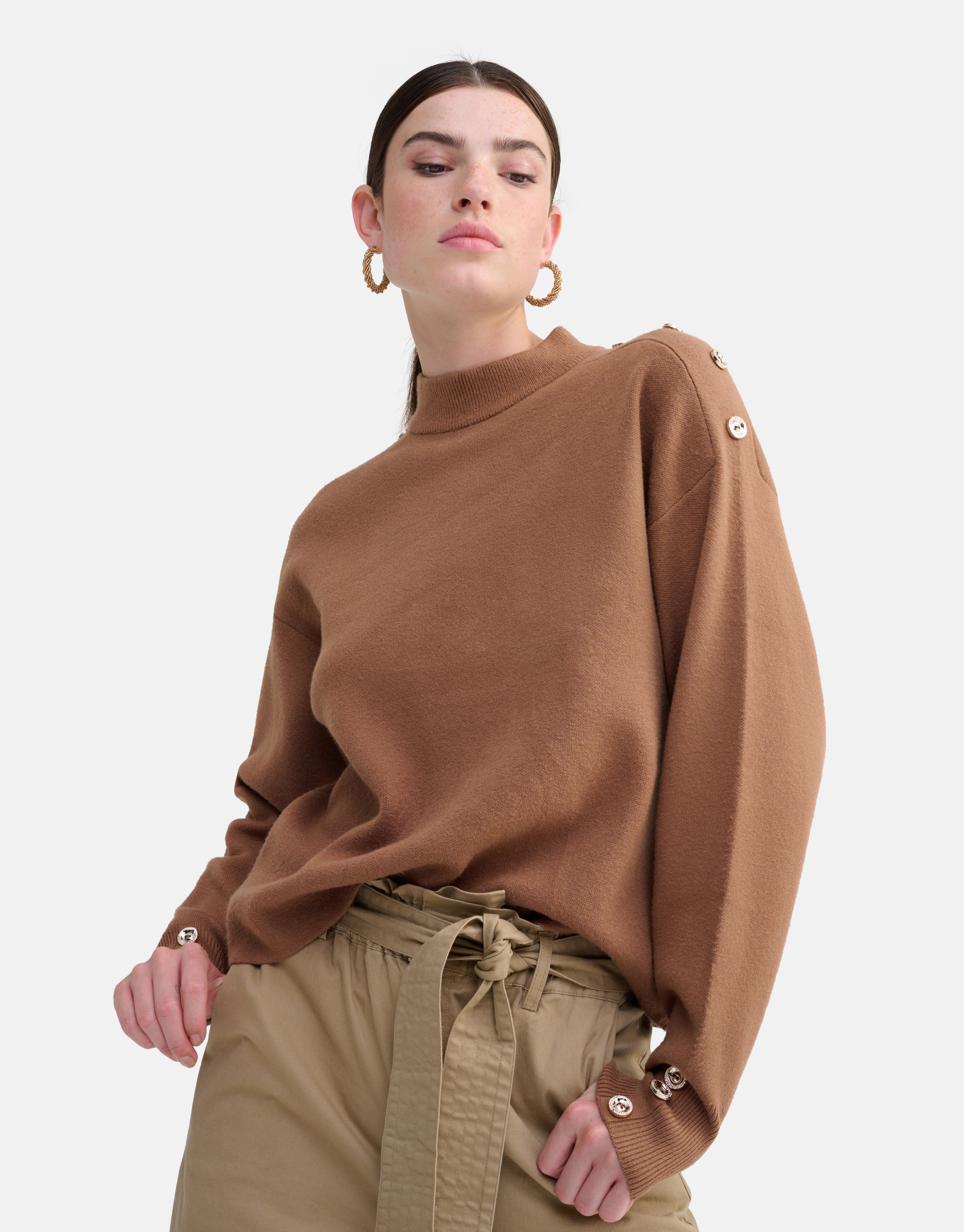 Fancy Button Pullover SHOEBY WOMEN