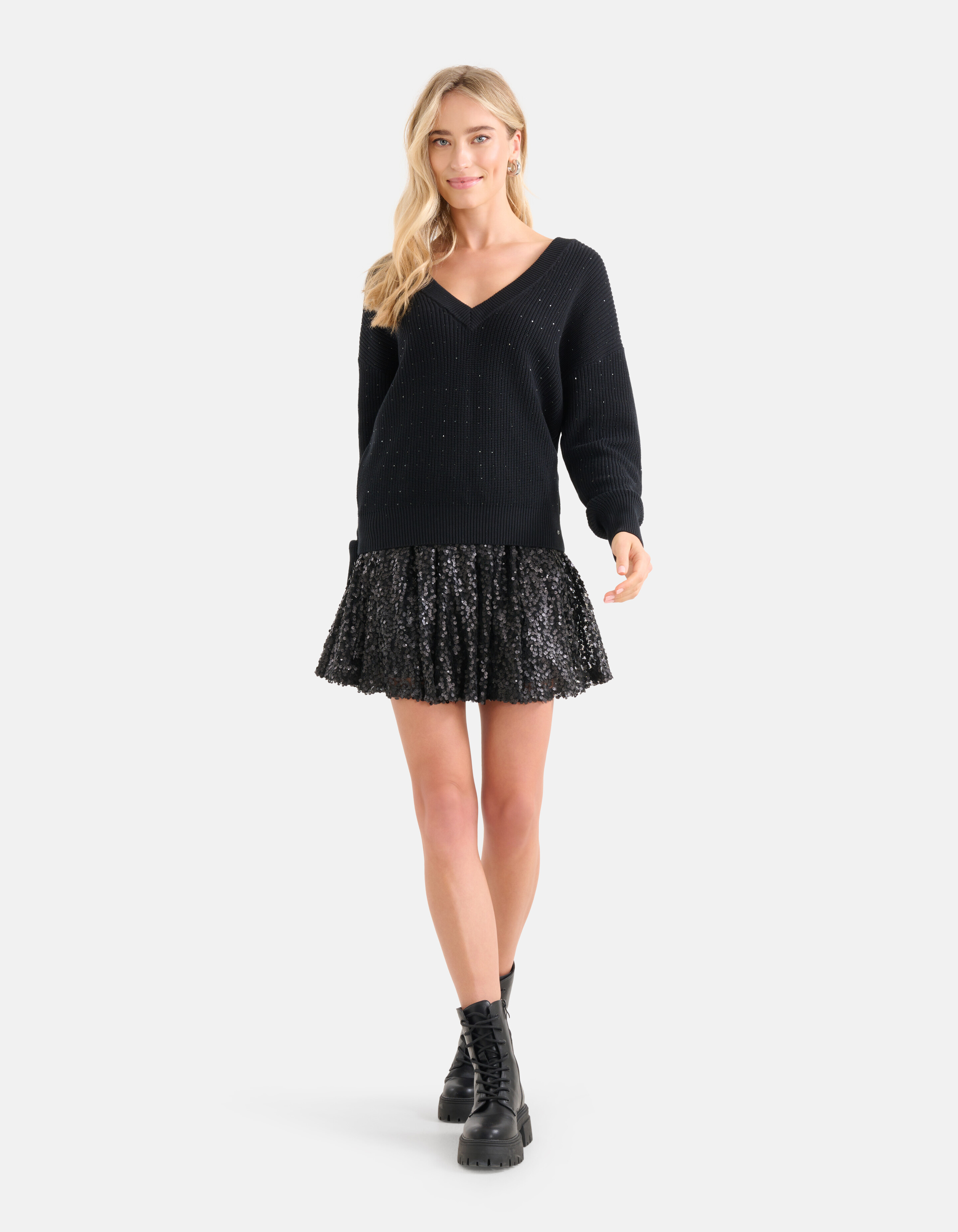 Nieten-Pullover Schwarz von Nicolette SHOEBY WOMEN