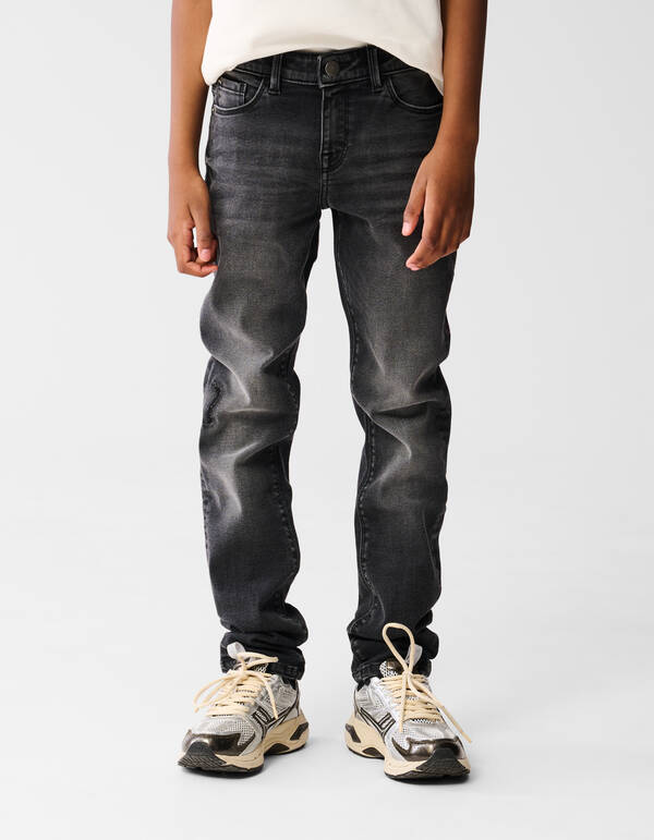 Regular Fit Jeans Schwarz SHOEBY BOYS
