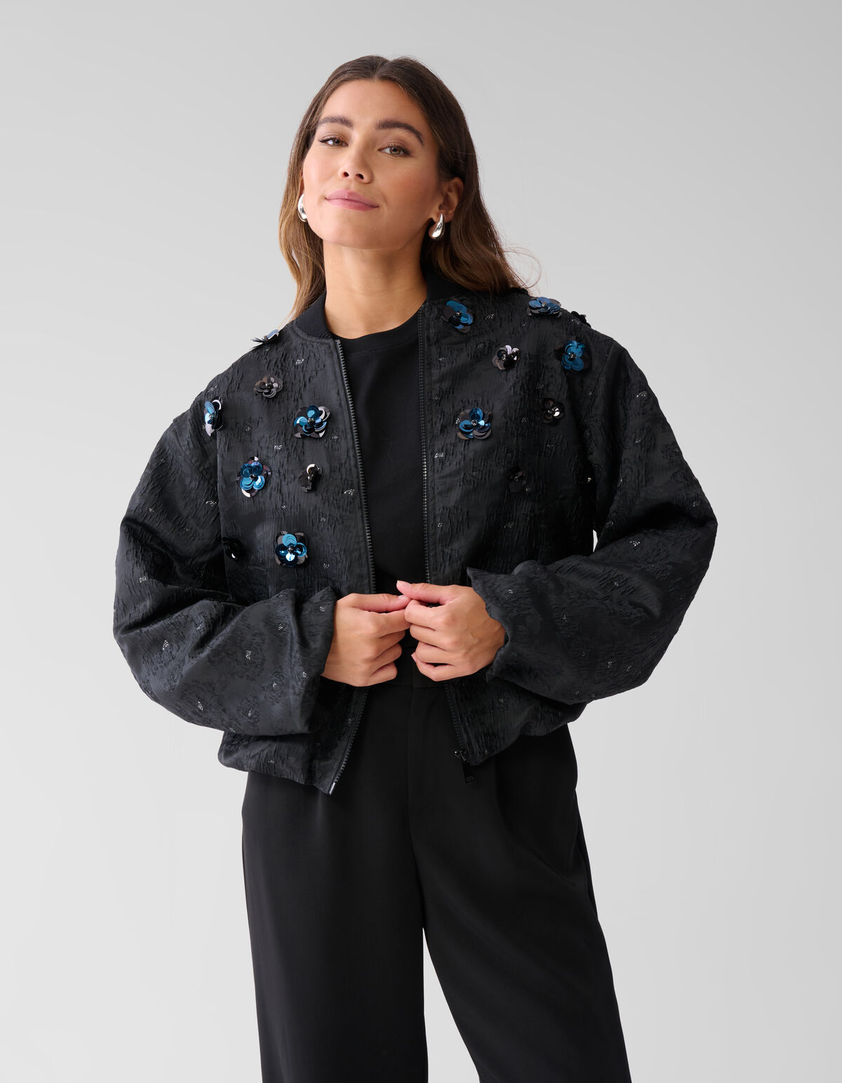 Bomber mit Blumenverzierung Schwarz SHOEBY WOMEN