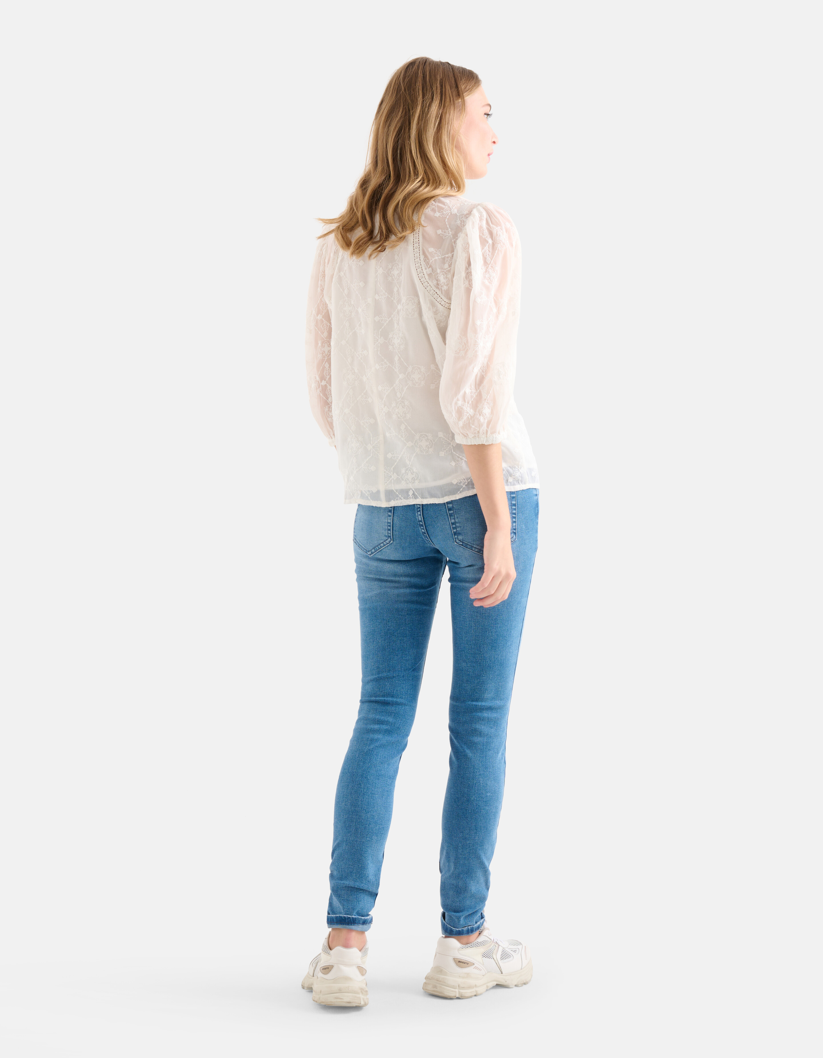 Besticktes Tape-Top Off White SHOEBY WOMEN