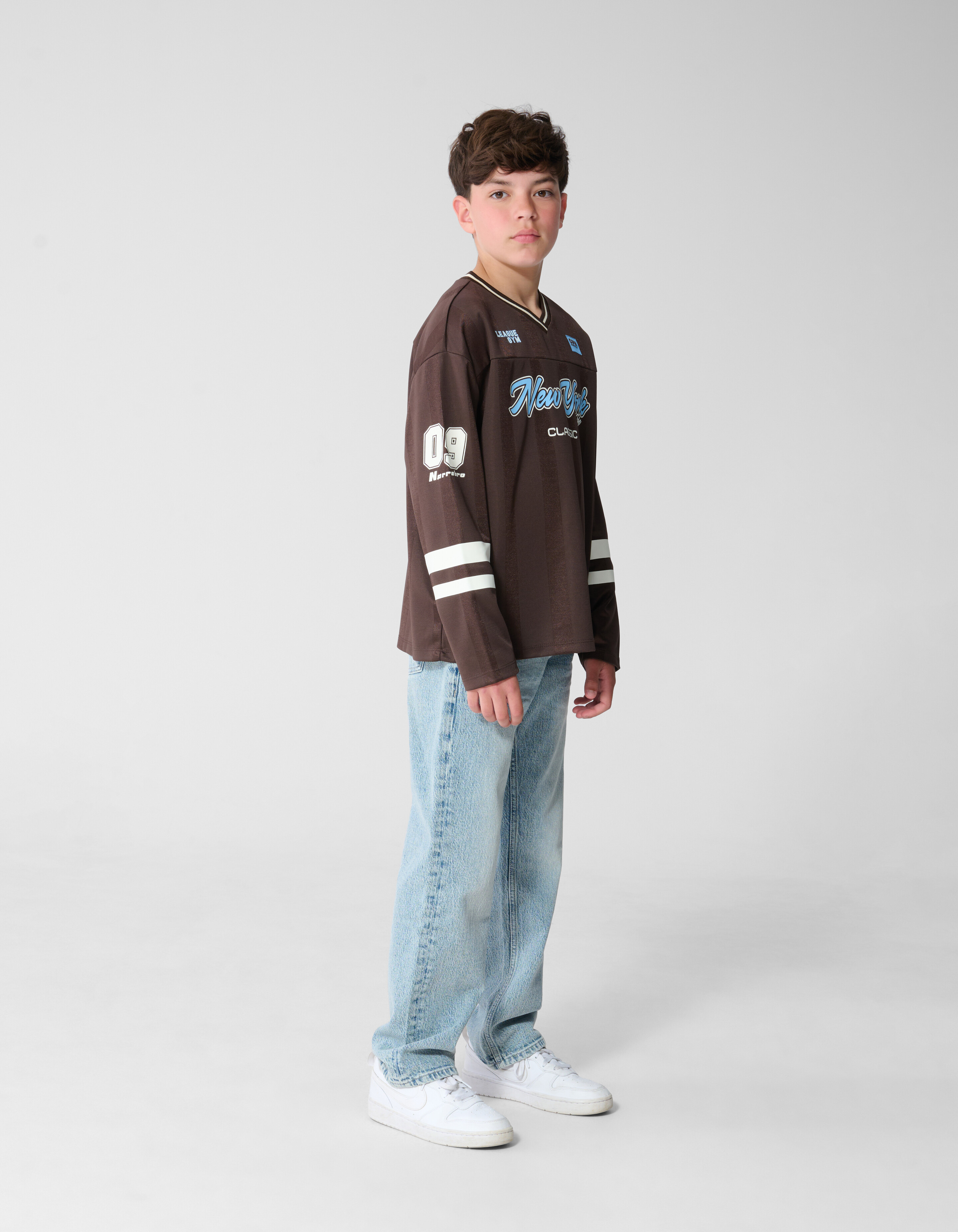 Sport Artwork Langarmshirt Dunkelbraun SHOEBY BOYS