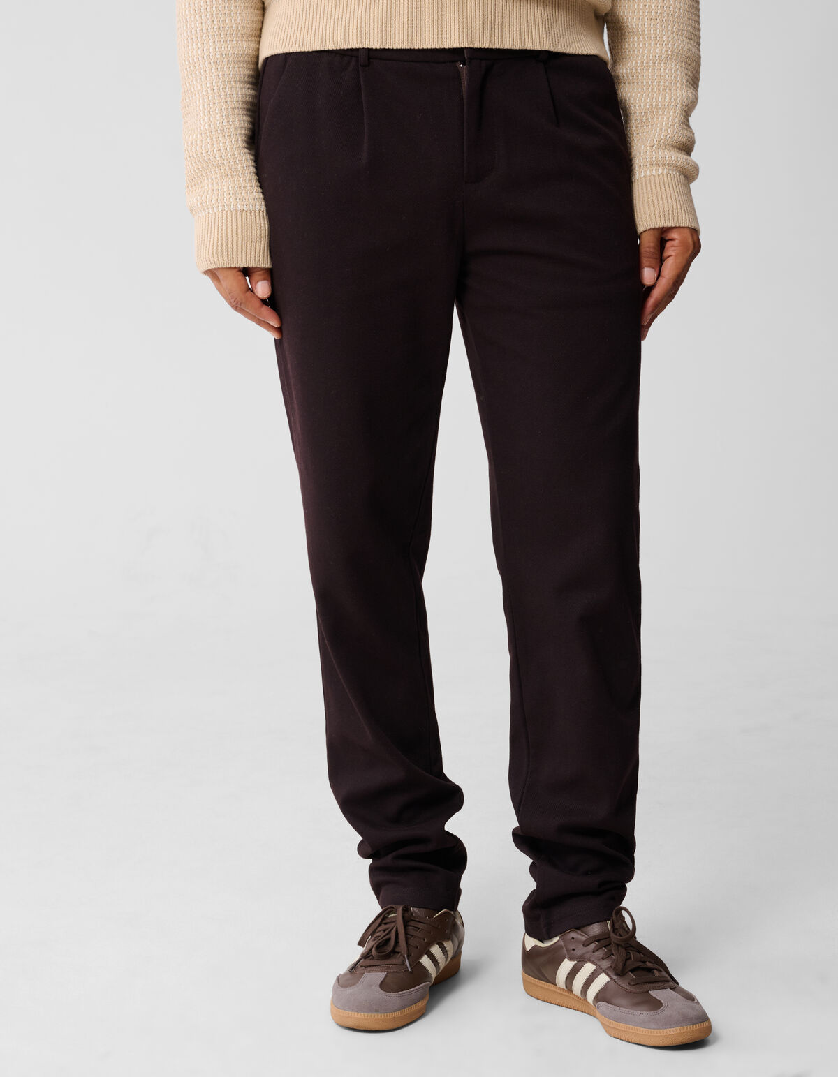 Struktur Regular Fit Hose Dunkelbraun SHOEBY MEN