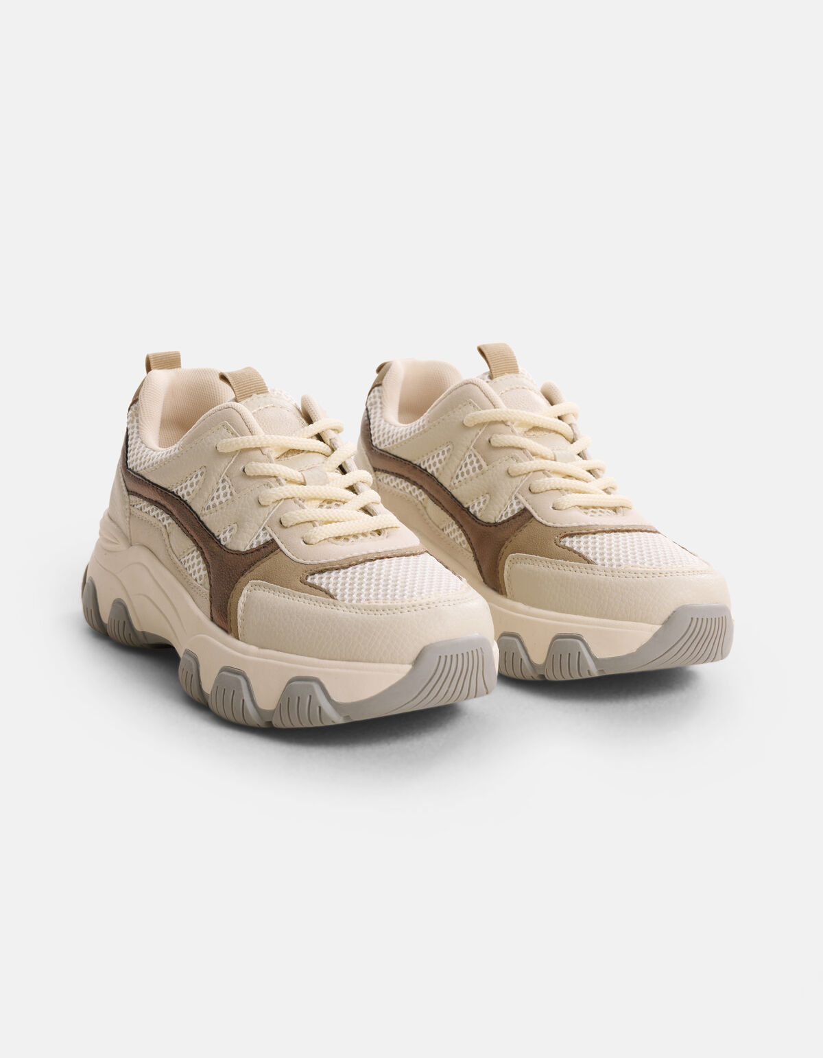 Chunky Mesh Sneaker Off White SHOEBY SHOES