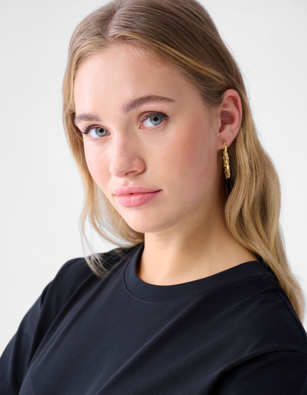 Gedrehte Reif Ohrringe Gold SHOEBY ACCESSOIRES