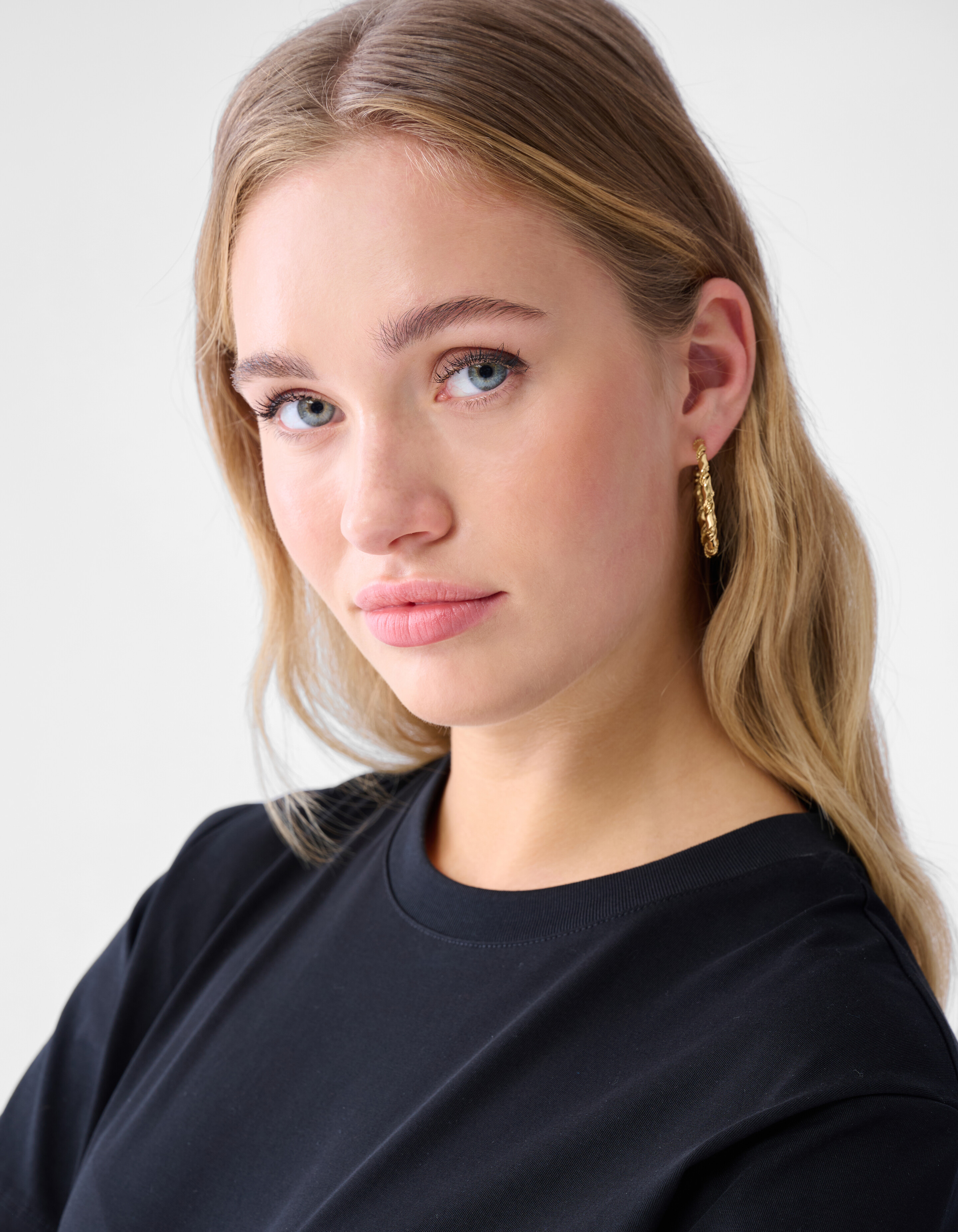 Gedrehte Reif Ohrringe Gold SHOEBY ACCESSOIRES