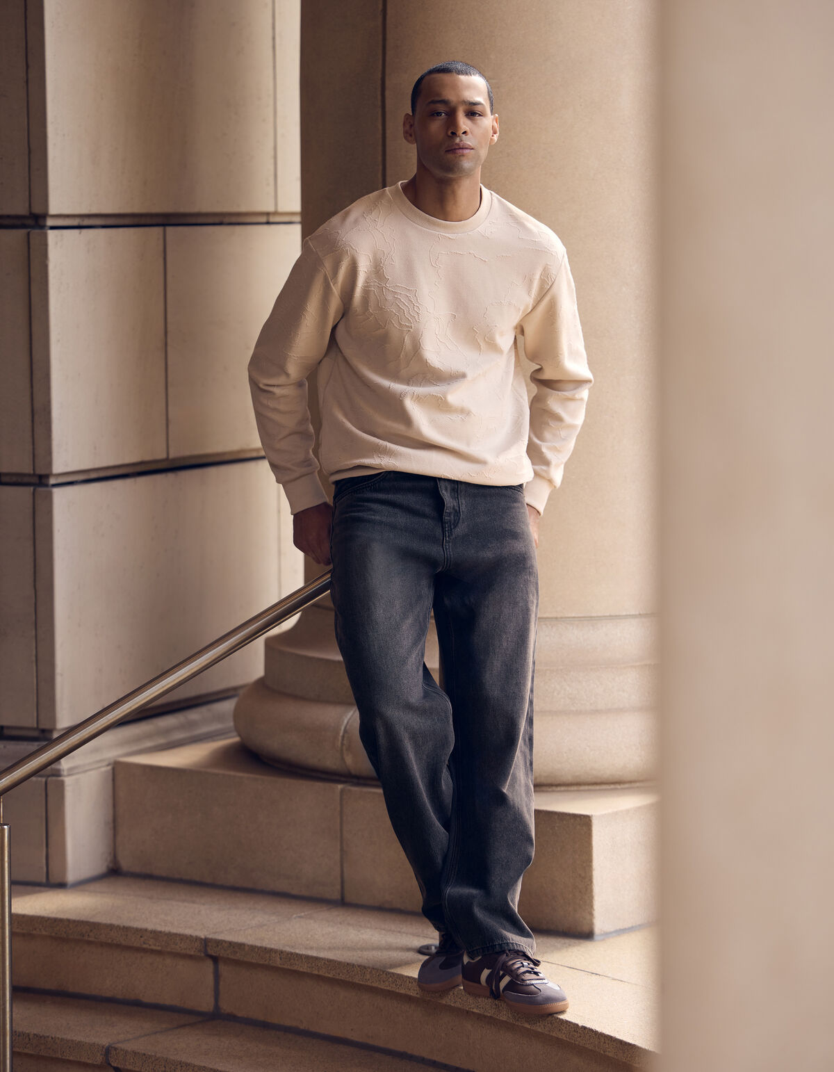 Baggy Fit Jeans Dunkelgrau L34 SHOEBY MEN