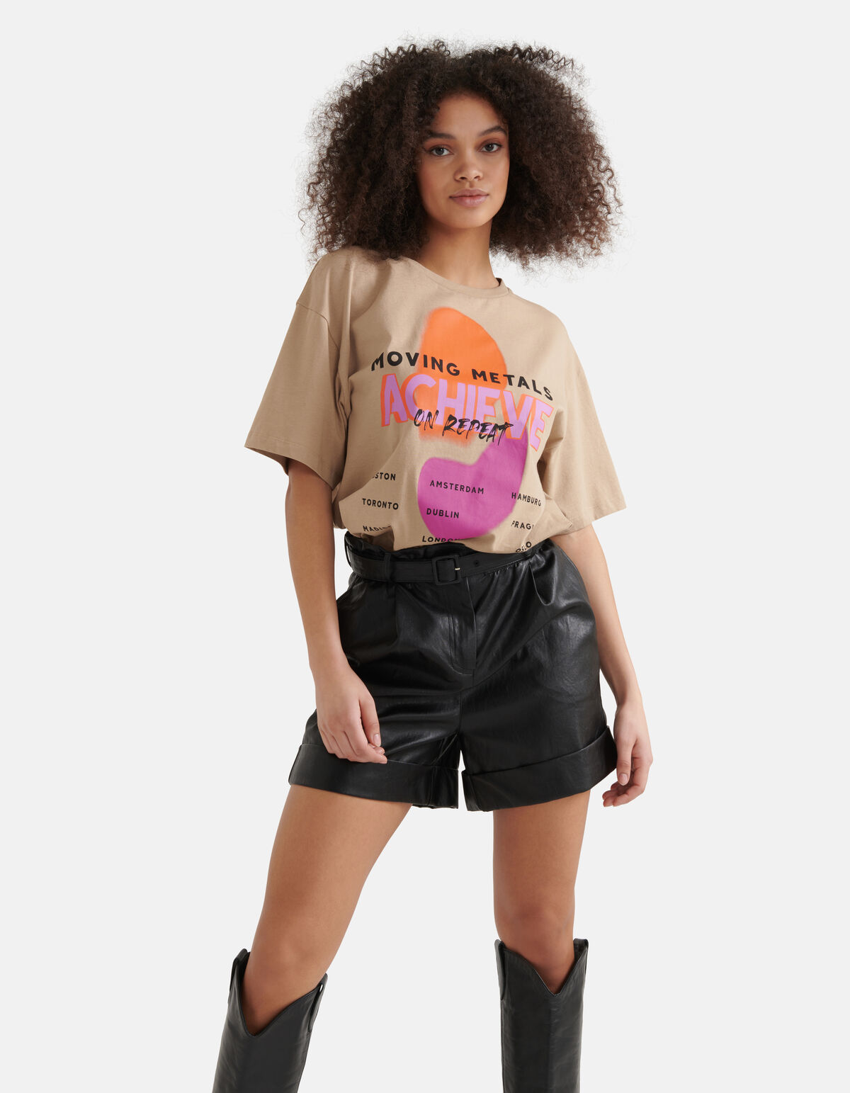Shorts aus veganem Leder SHOEBY WOMEN