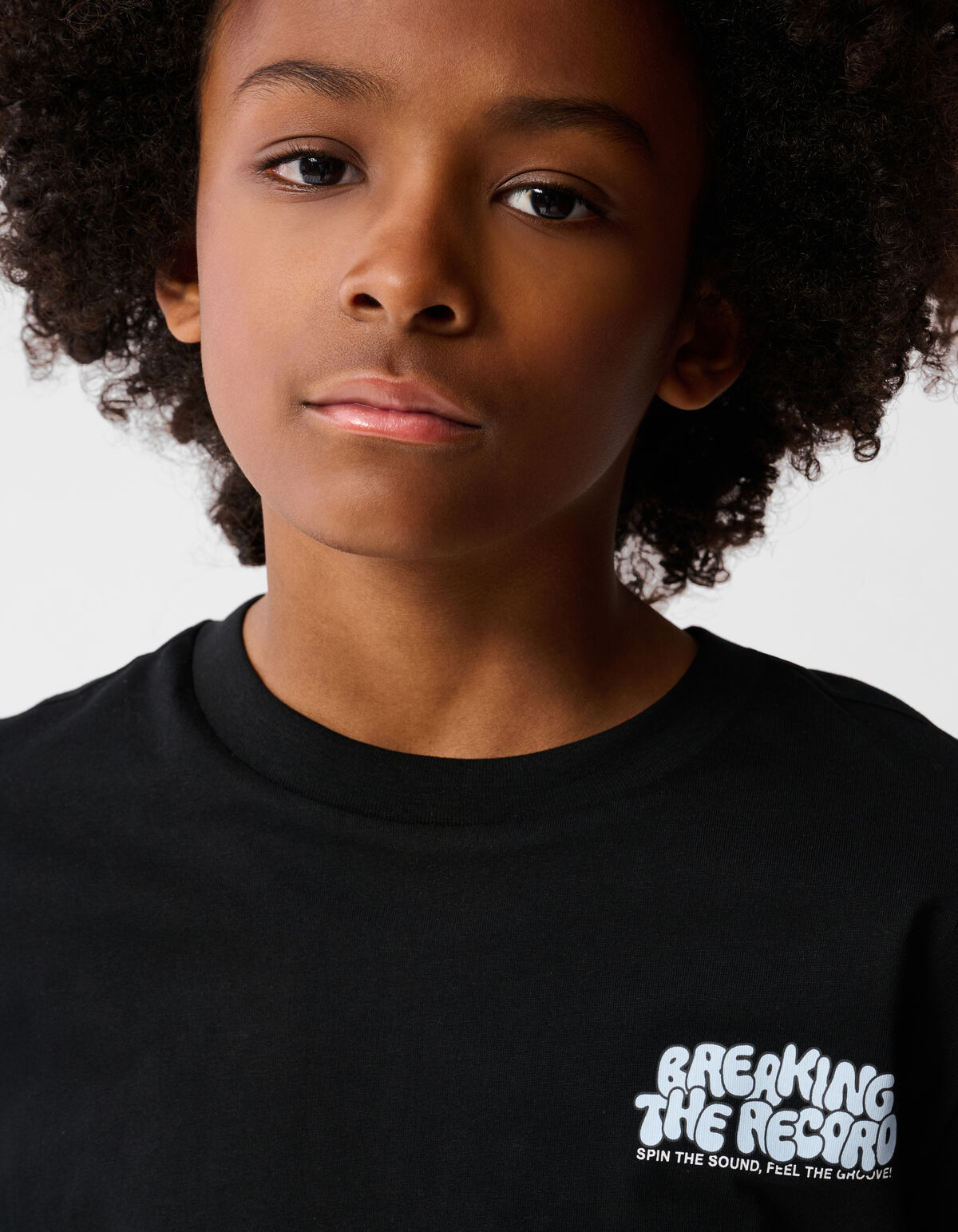 Breaking Artwork T-shirt Schwarz SHOEBY BOYS