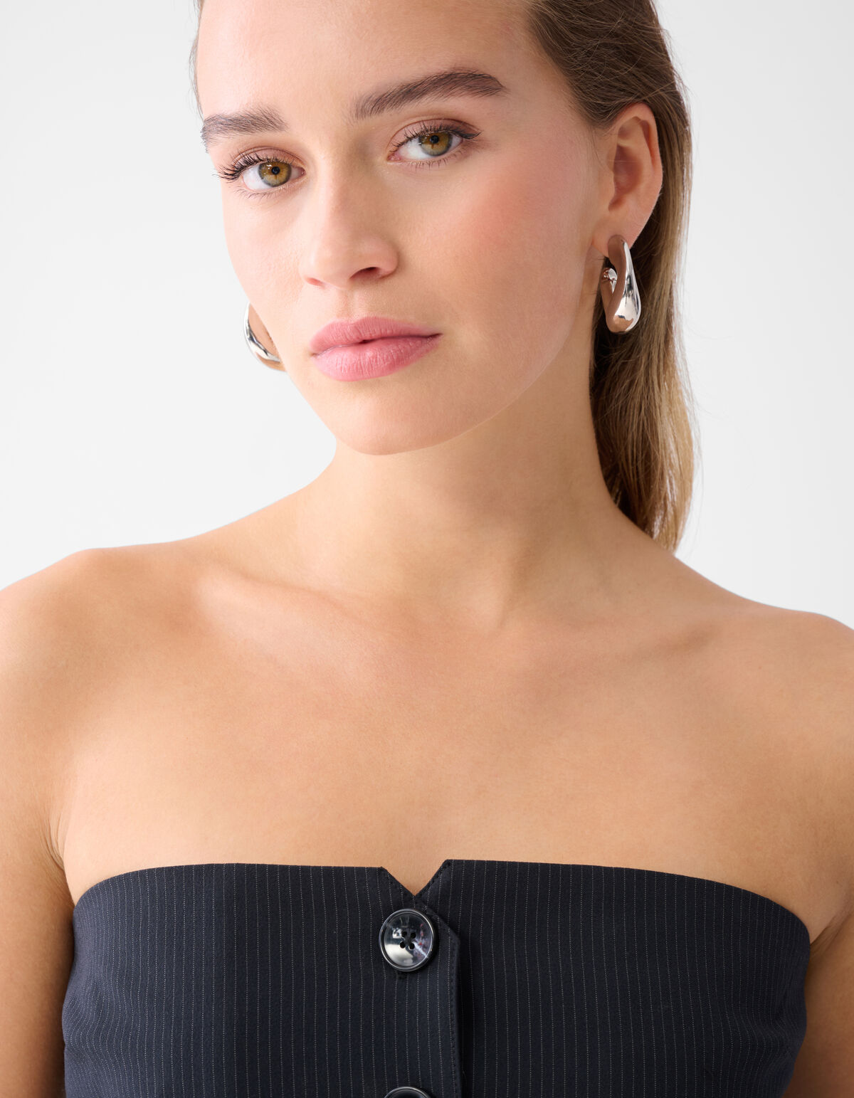 Tr&auml;gerloses Top mit Nadelstreifen Schwarz SHOEBY WOMEN