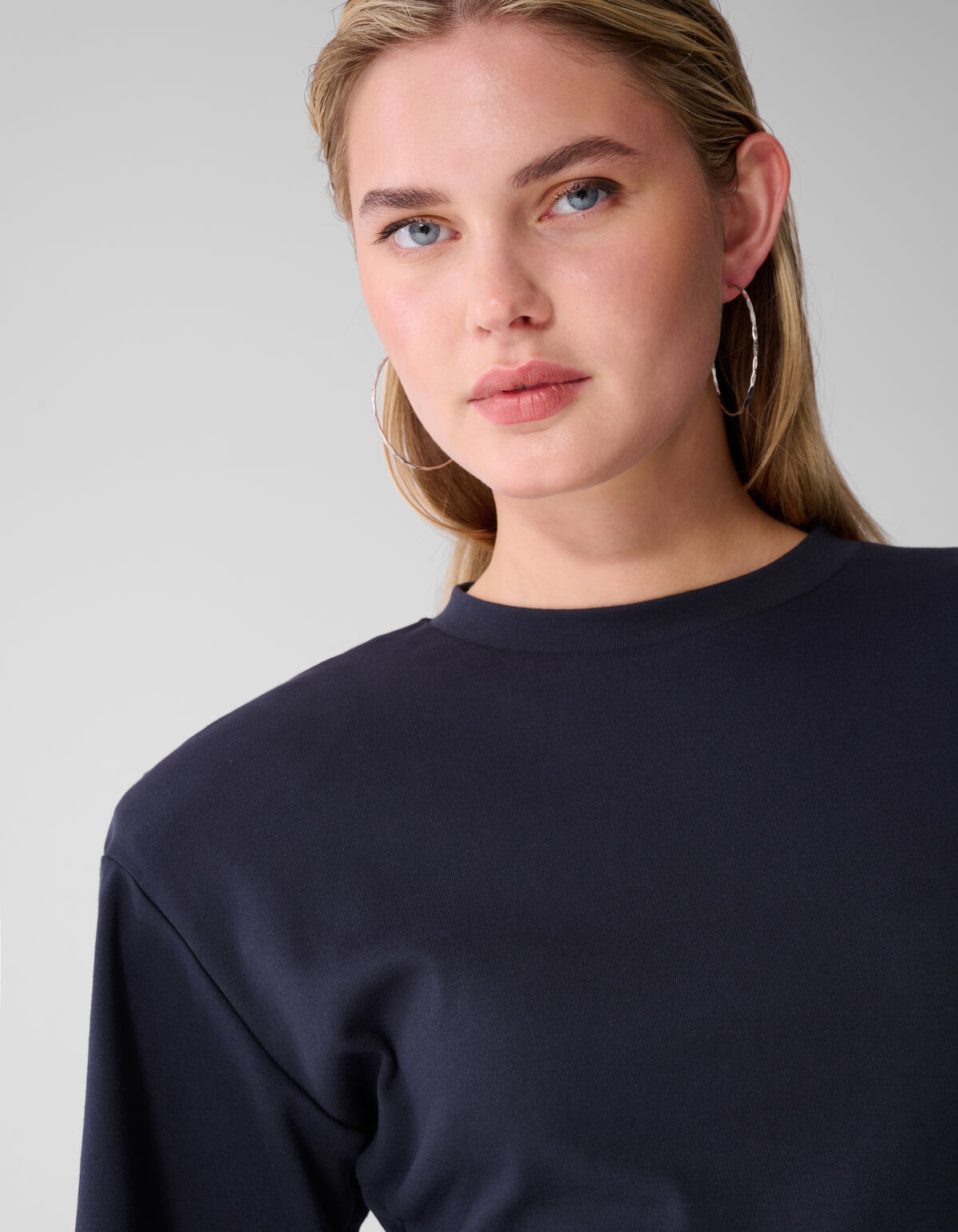 Tailliertes T-Shirt Dunkelblau SHOEBY WOMEN