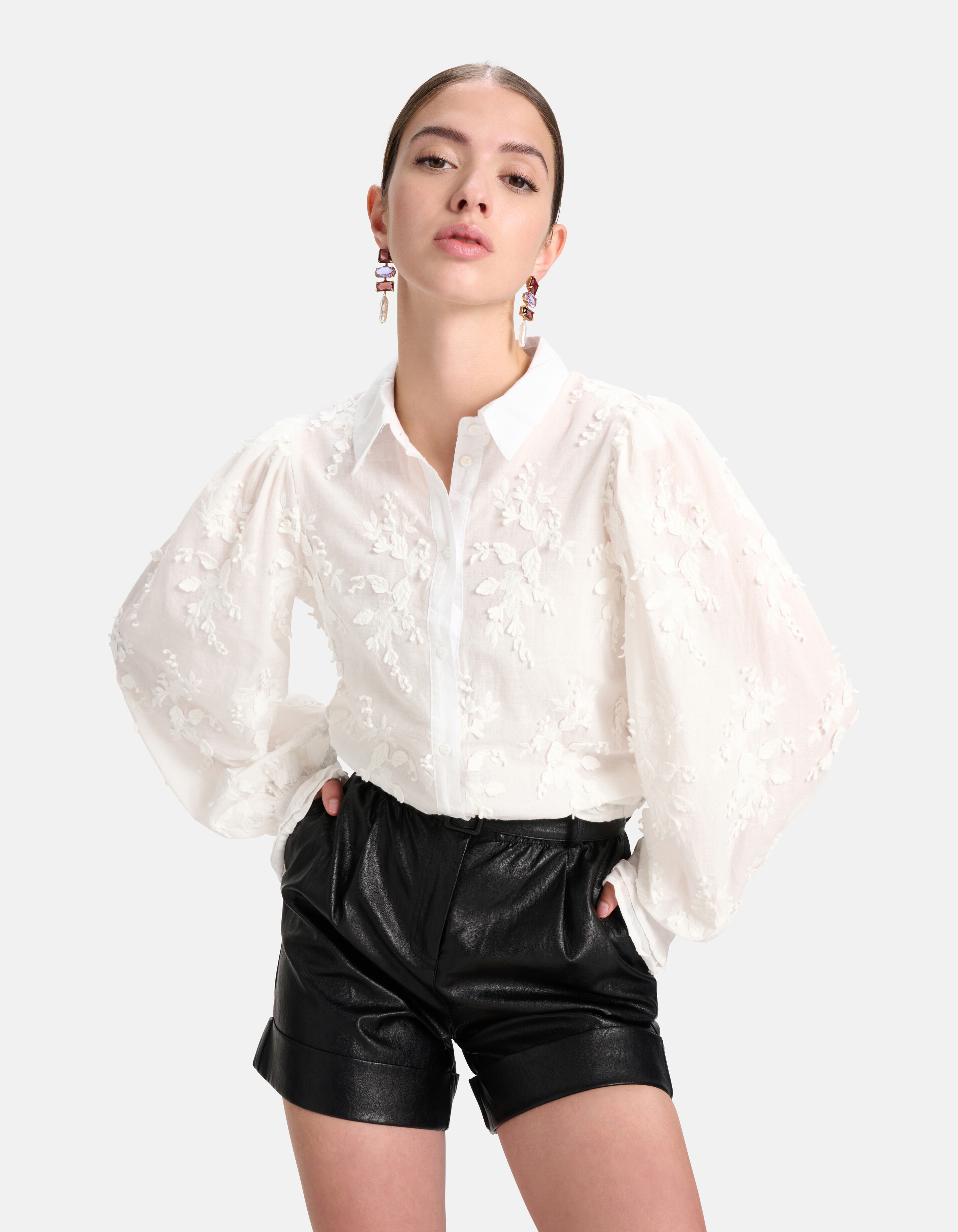 Bluse mit Stickerei Weiß SHOEBY WOMEN