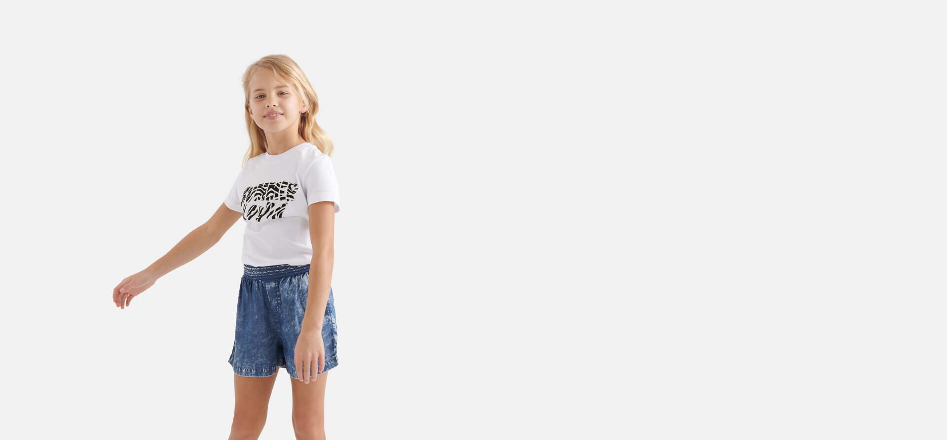 Nieten-T-Shirt Weiß SHOEBY GIRLS