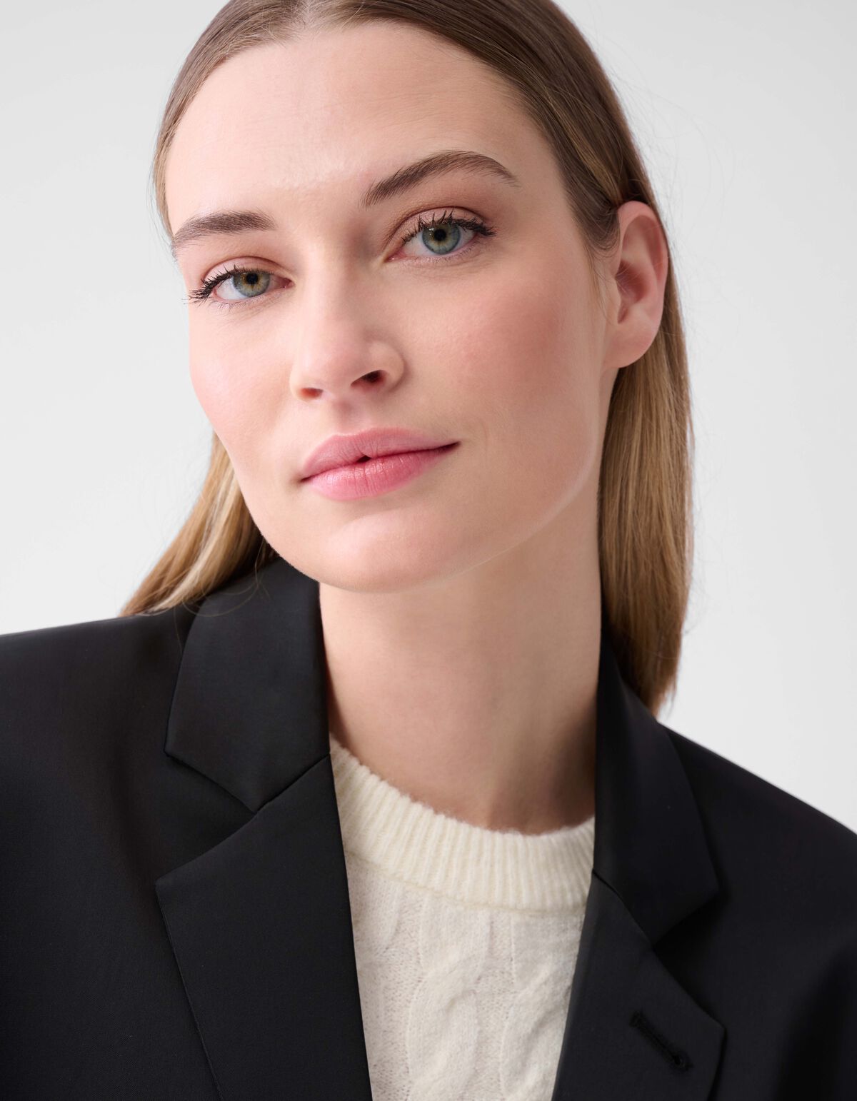 Satin Oversized Blazer Schwarz von Lonneke SHOEBY WOMEN