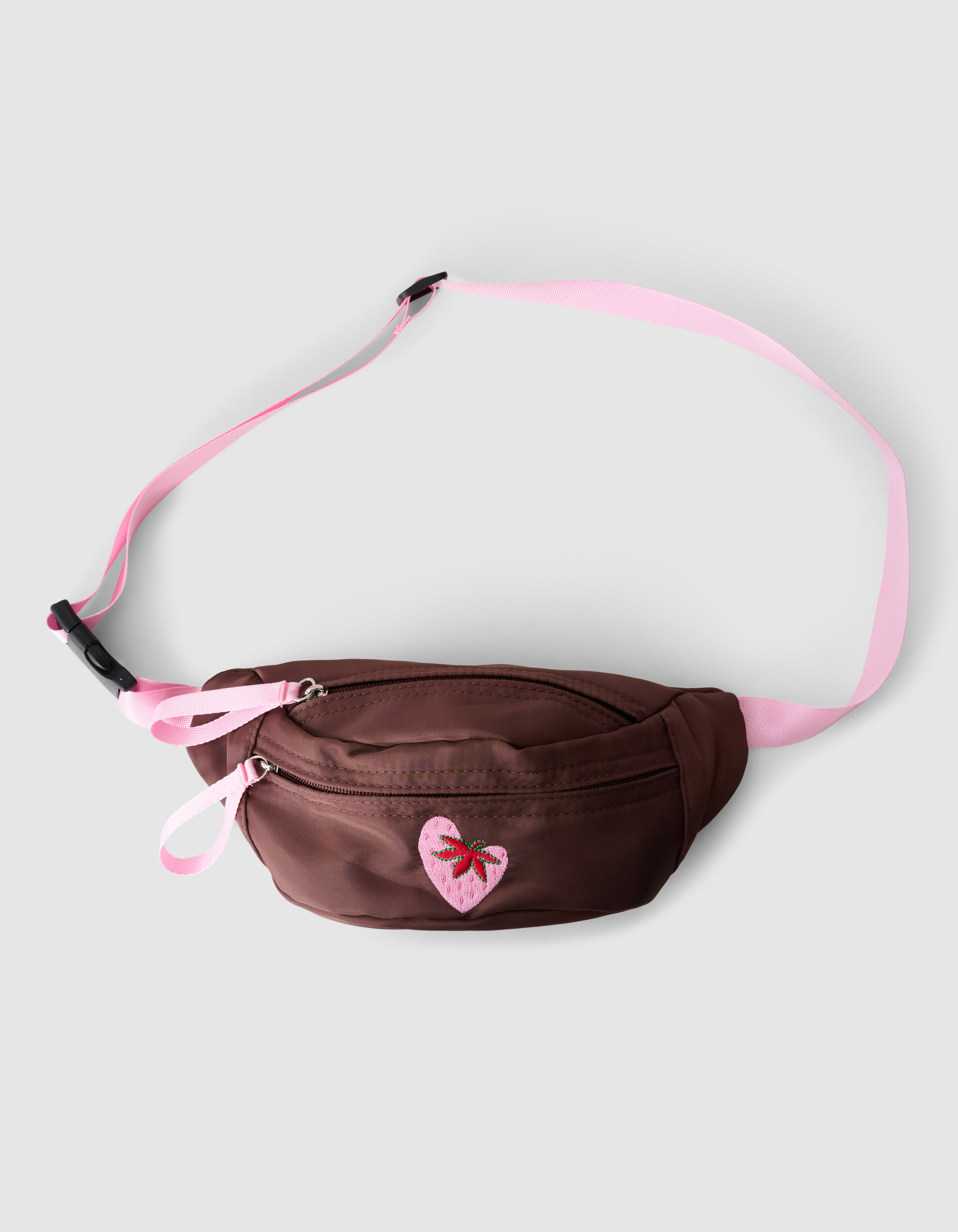 Erdbeer-Stickerei Umh&auml;ngetasche Braun SHOEBY ACCESSOIRES