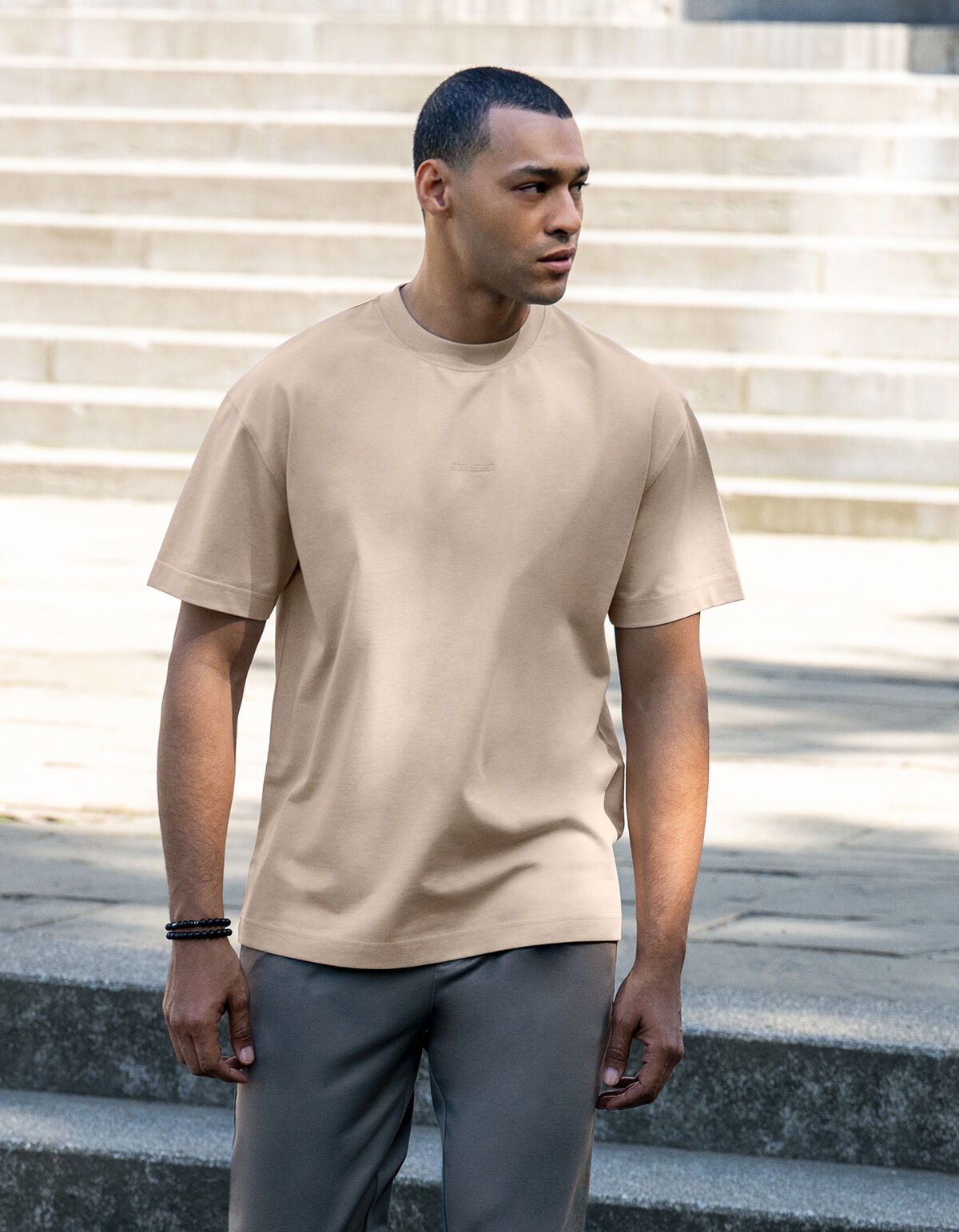 Studio Text Kunstwerk T-shirt Sand SHOEBY MEN