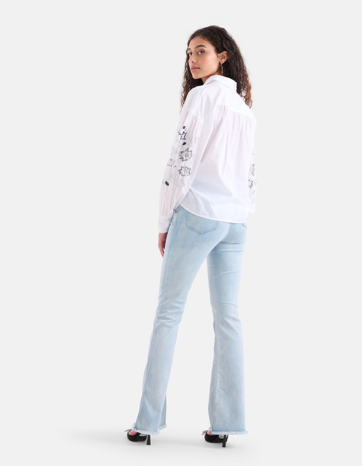 Bluse mit Stickerei und Pailletten Weiß SHOEBY WOMEN