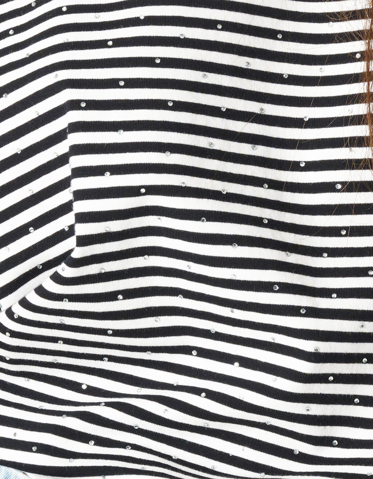 Gestreeptes Strass-T-Shirt in &Uuml;bergr&ouml;&szlig;e von Lizzy SHOEBY WOMEN