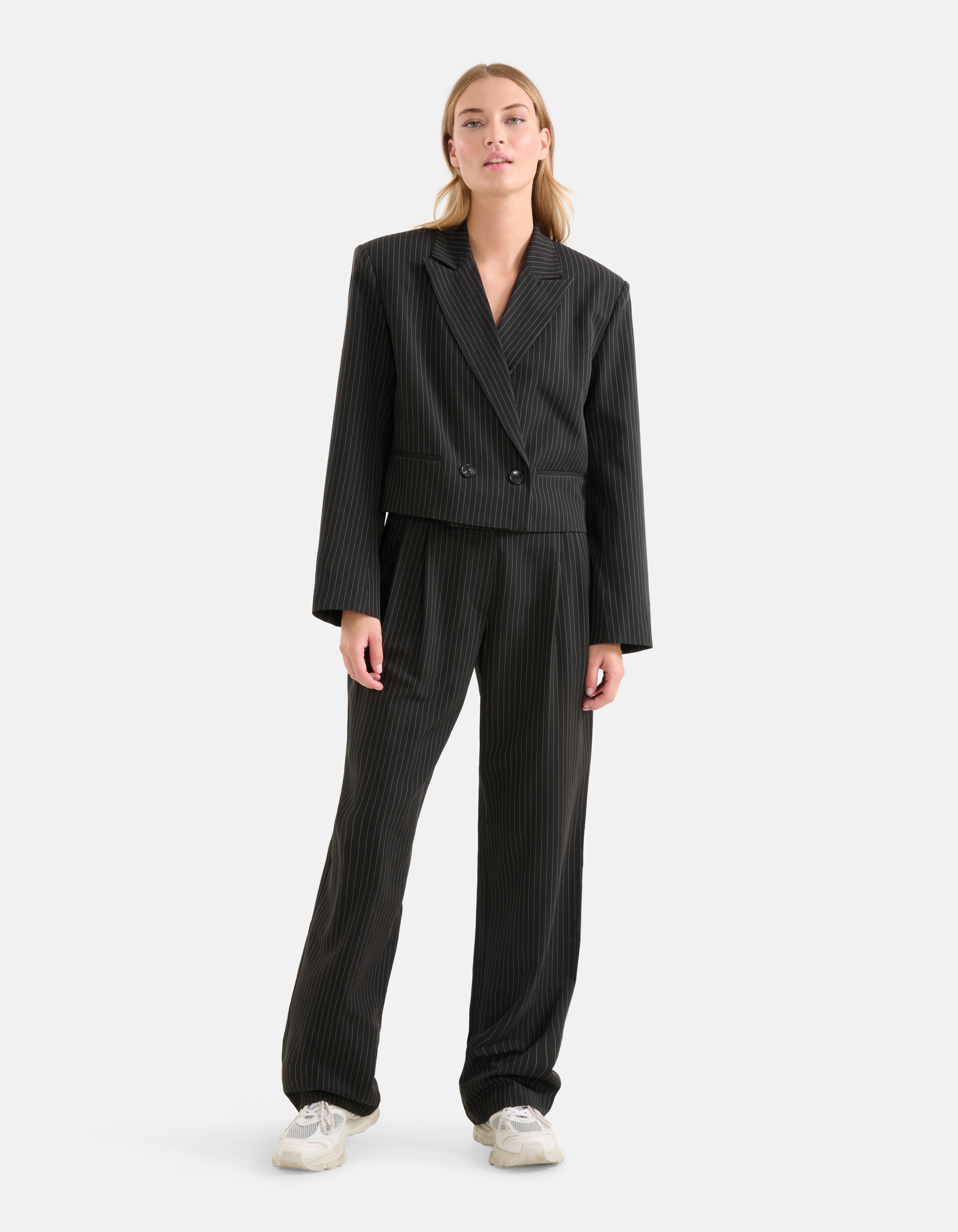 Nadelstreifen-Blazer Schwarz SHOEBY WOMEN