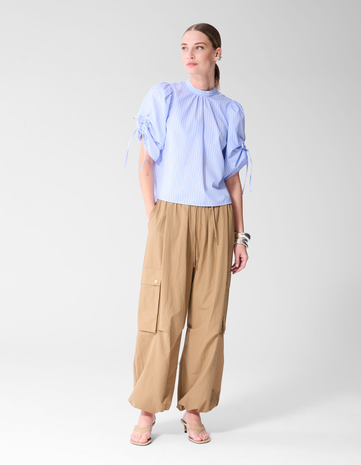 Bluse mit Nadelstreifen- und Kord&auml;rmeln Hellblau SHOEBY WOMEN