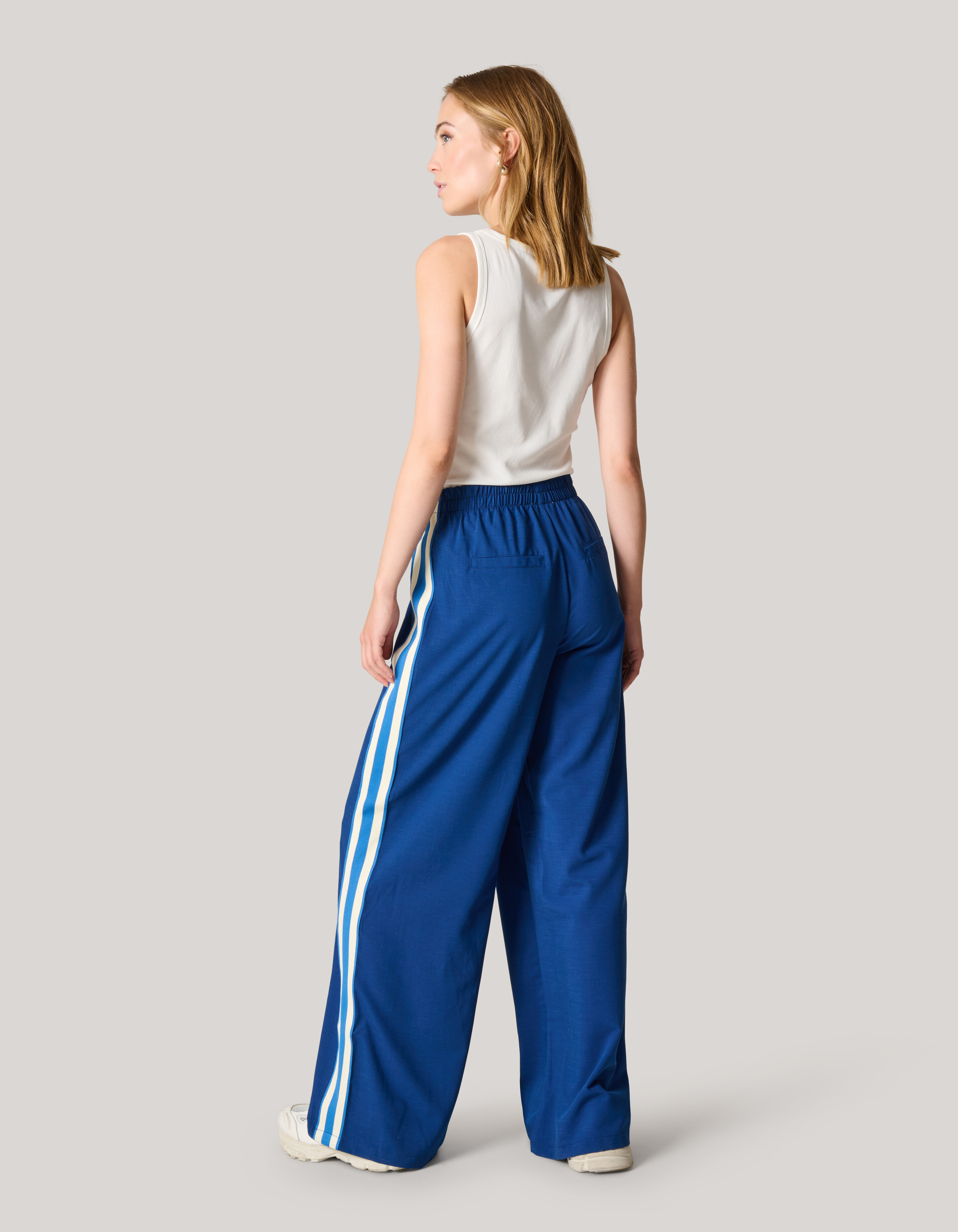 Sportliche Hose dunkelblau SHOEBY WOMEN