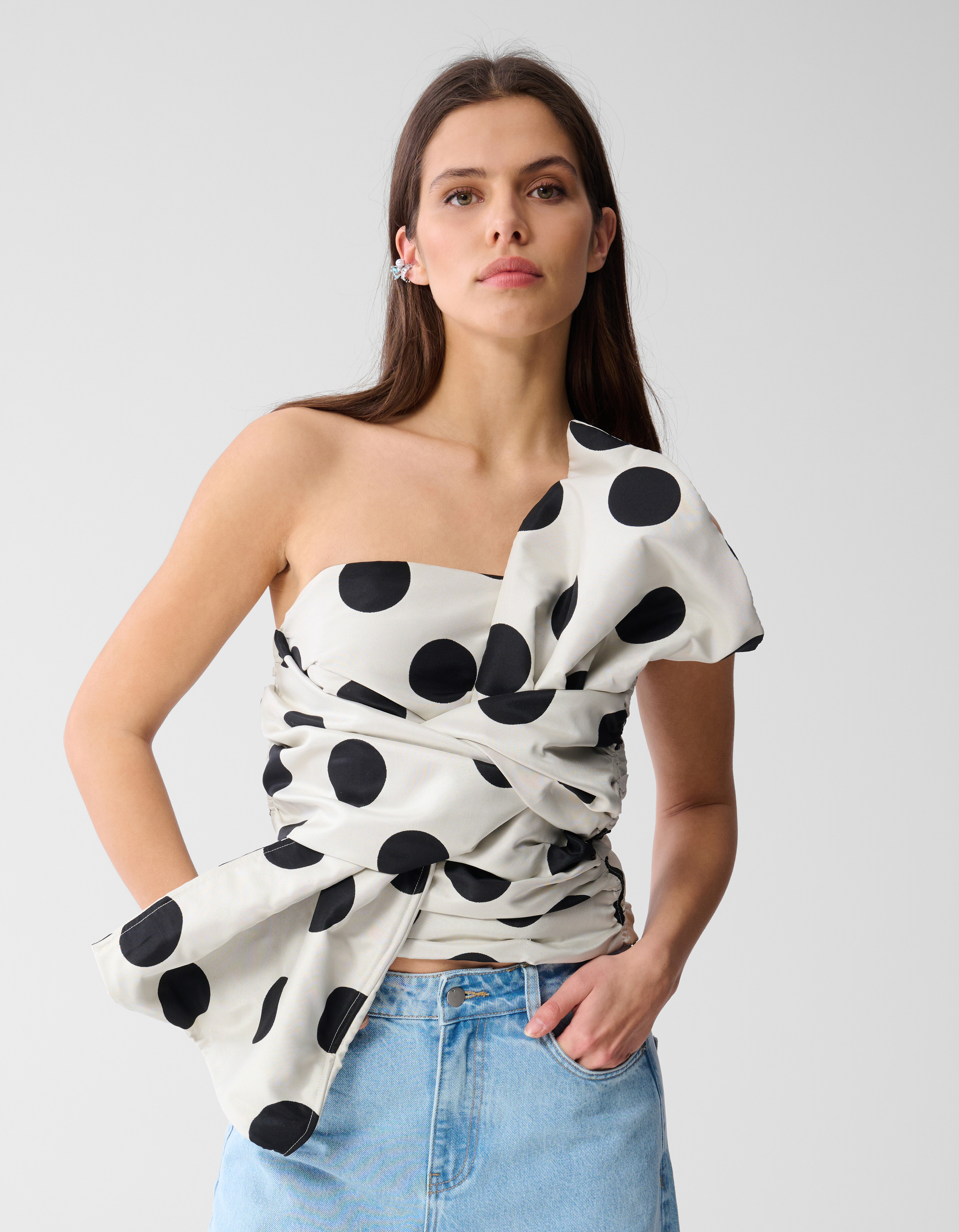 Schleifen-Top Schwarz/Weiß von Monica SHOEBY WOMEN