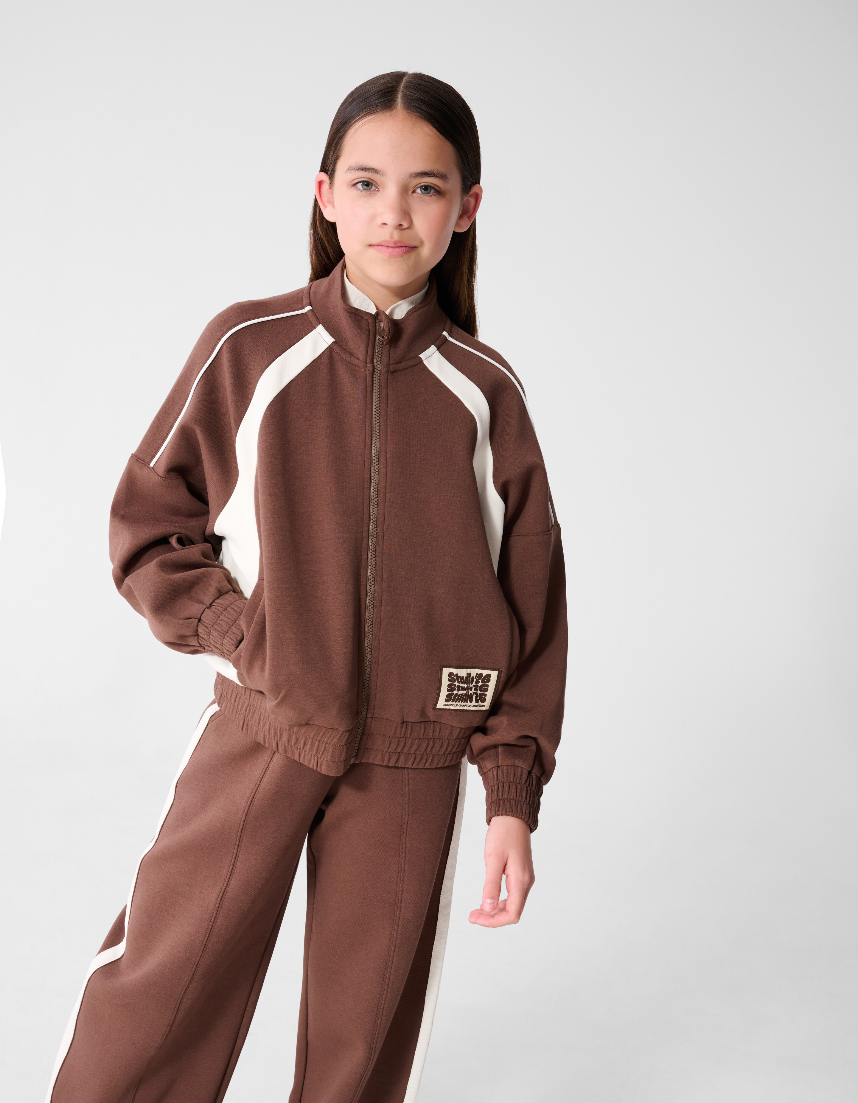 Label Sportweste Braun SHOEBY GIRLS