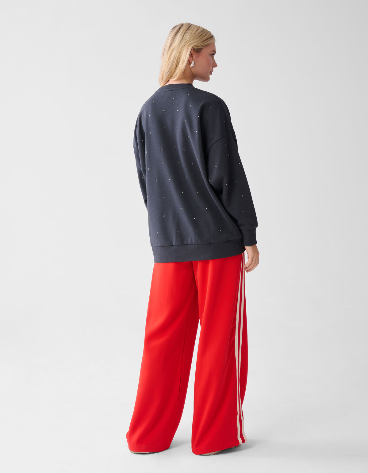 Allover-Strass-Pullover Dunkelgrau SHOEBY WOMEN