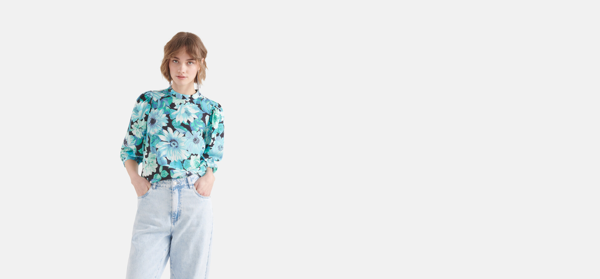 Top mit Blumenmuster Blau SHOEBY WOMEN