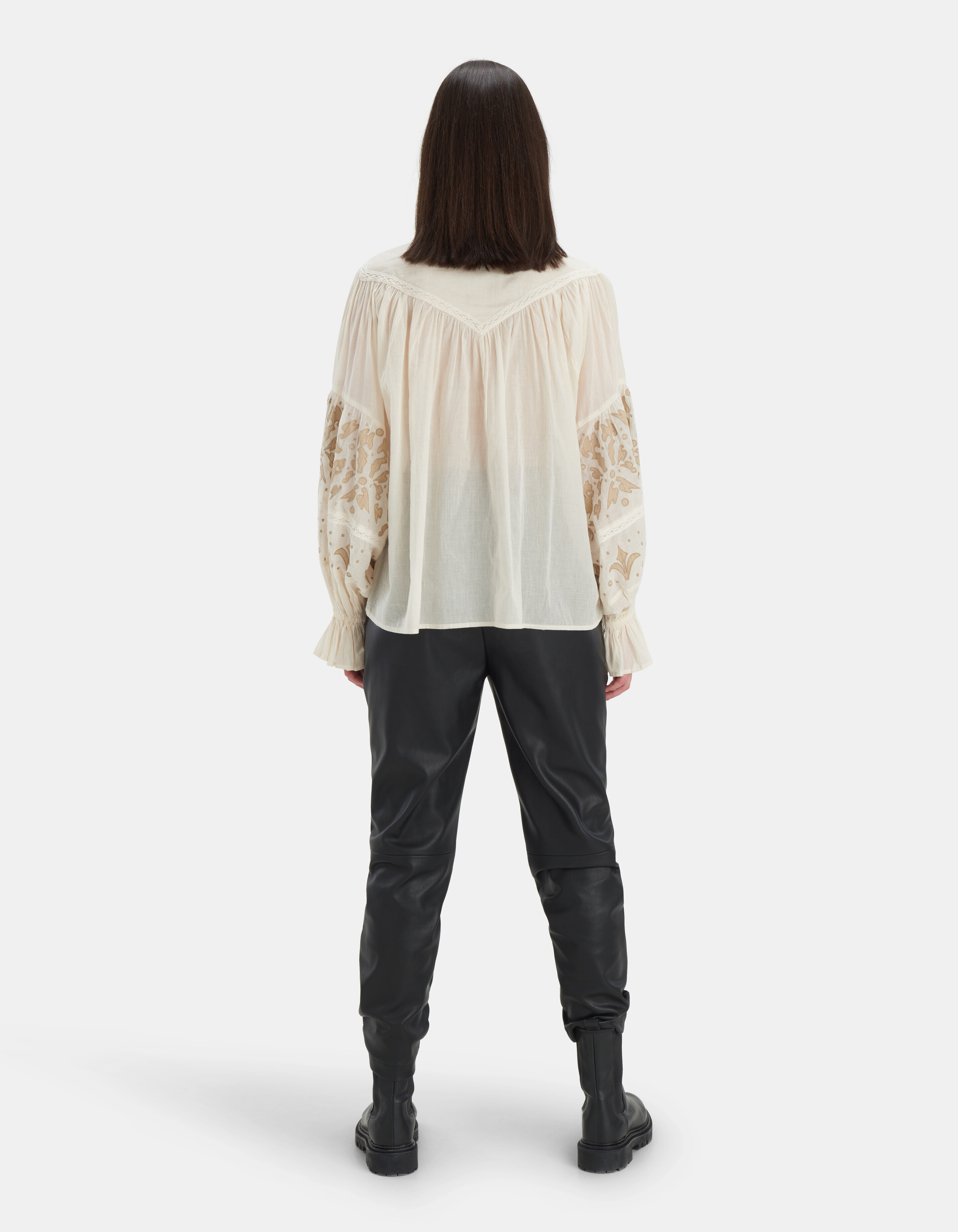 Neue Sonnenbluse EKSEPT
