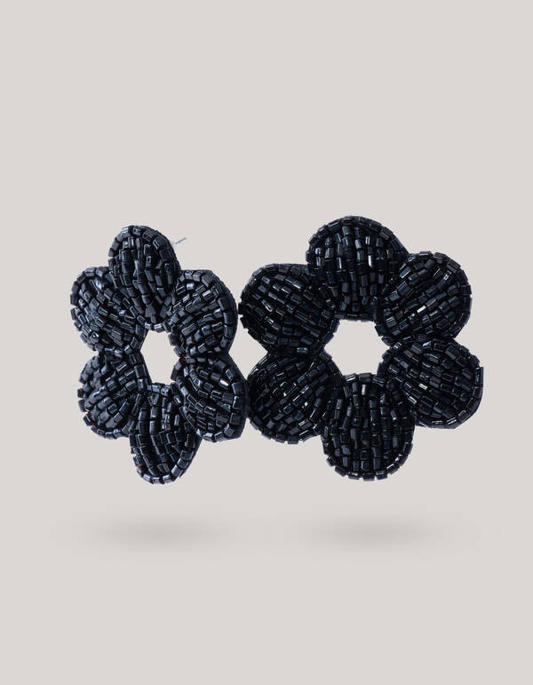 Perlenblumen-Ohrringe Schwarz SHOEBY ACCESSOIRES