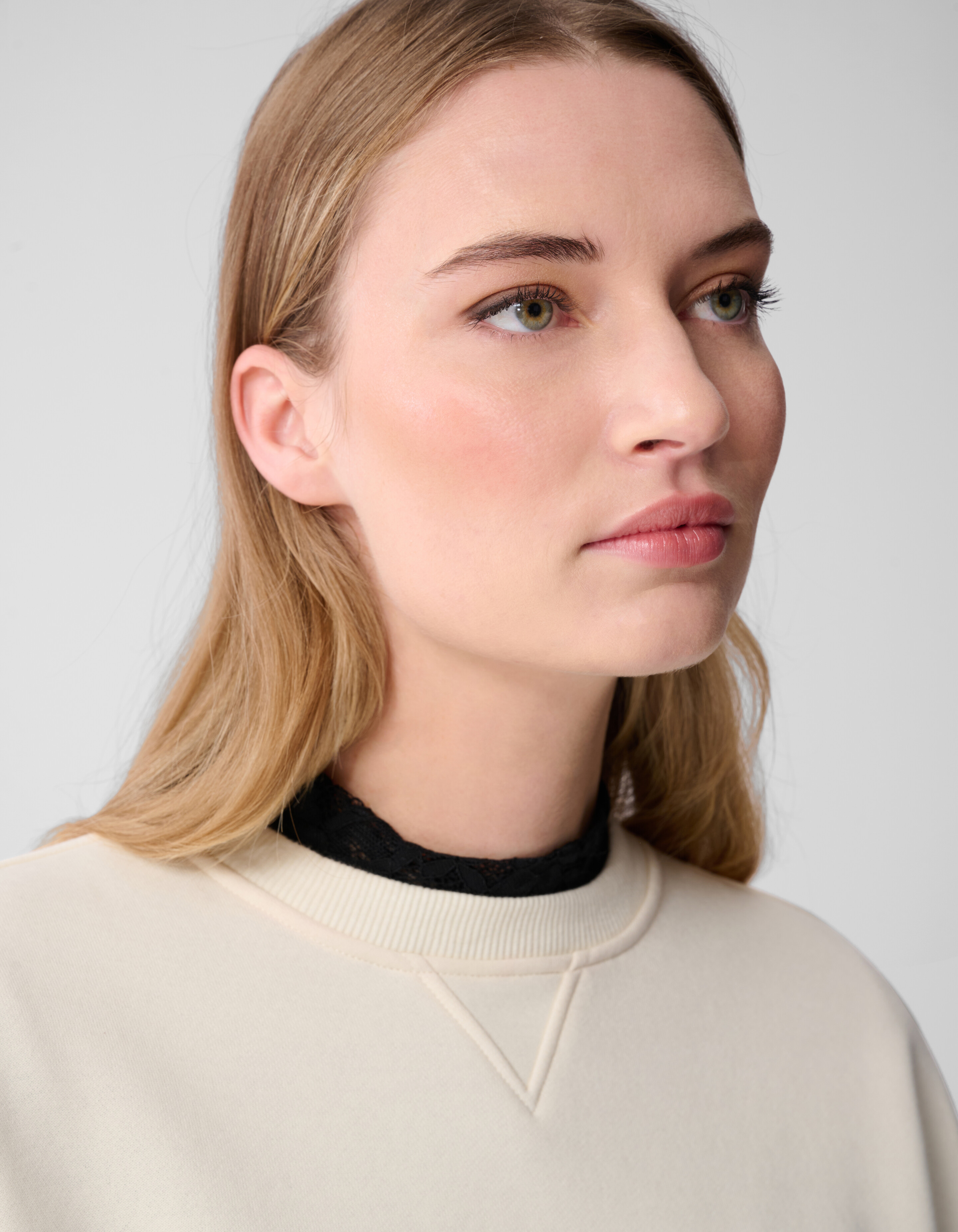 Pullover mit großen Ärmeln in Off White SHOEBY WOMEN