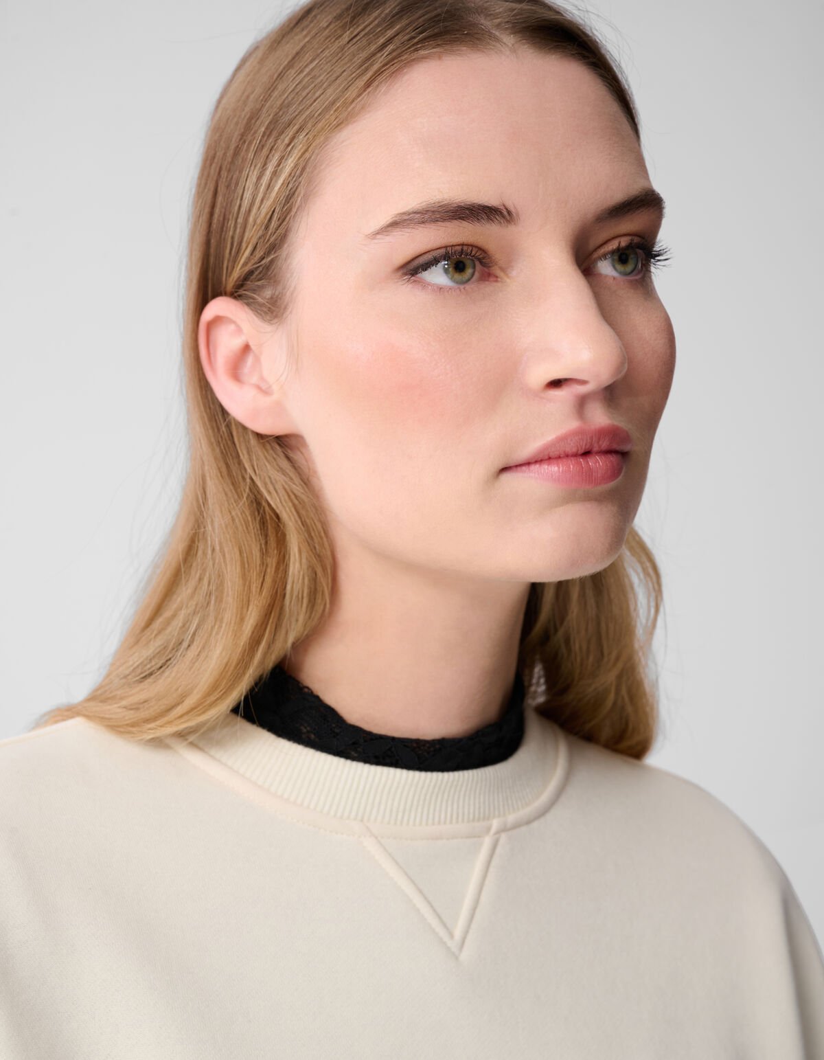 Pullover mit großen Ärmeln in Off White SHOEBY WOMEN