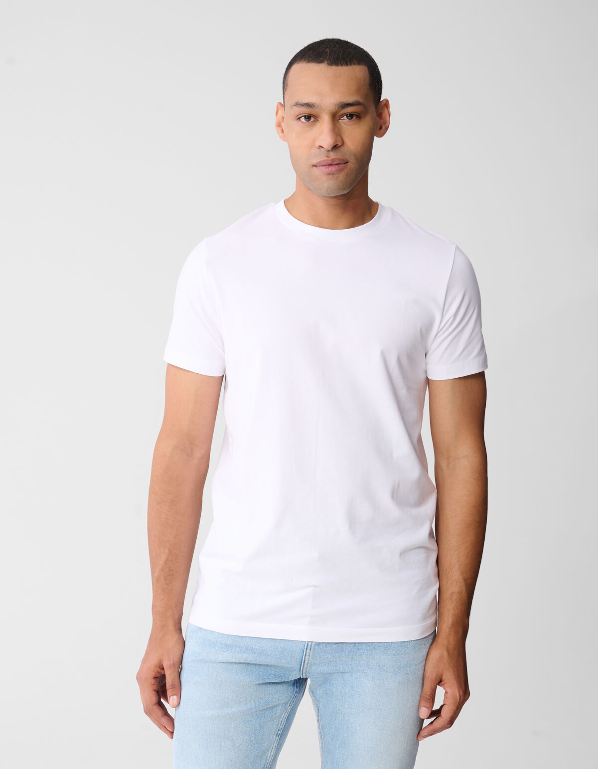 Basic-T-Shirt Wei&szlig; SHOEBY MEN